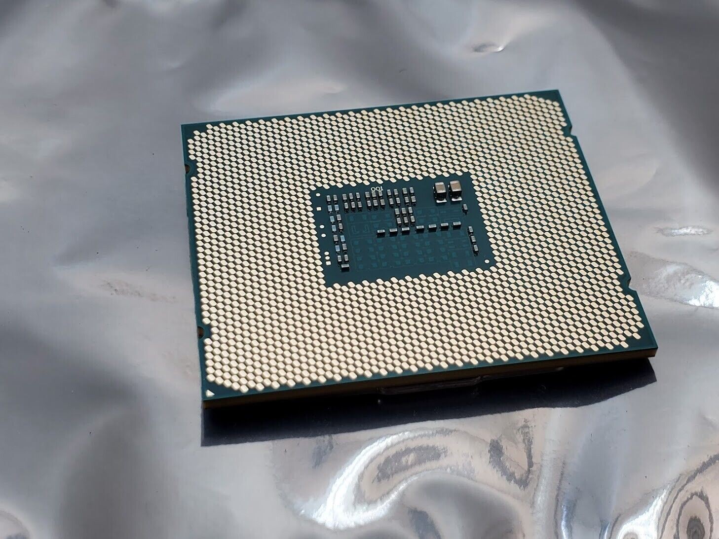 Intel Xeon E5-2630V3 SR206 2.40GHz 20MB 8-Core CPU LGA 2011 Working Pull
