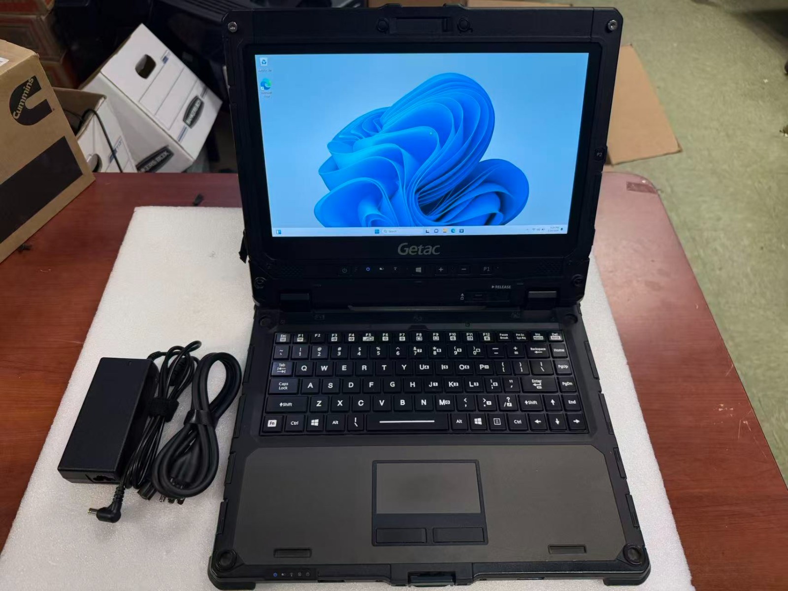 Getac K120 Rugged Toughbook Touch i5-8250U 1.60Ghz 8GB Ram 256GB SSD