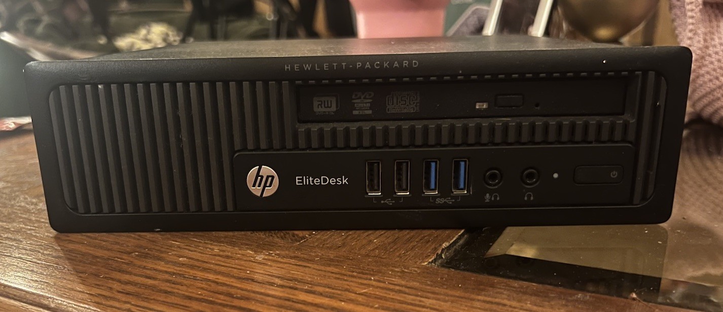 HP EliteDesk 800 (500GB Intel HD Graphic 4600 4GB RAM)Desktop-K3N10AWABA