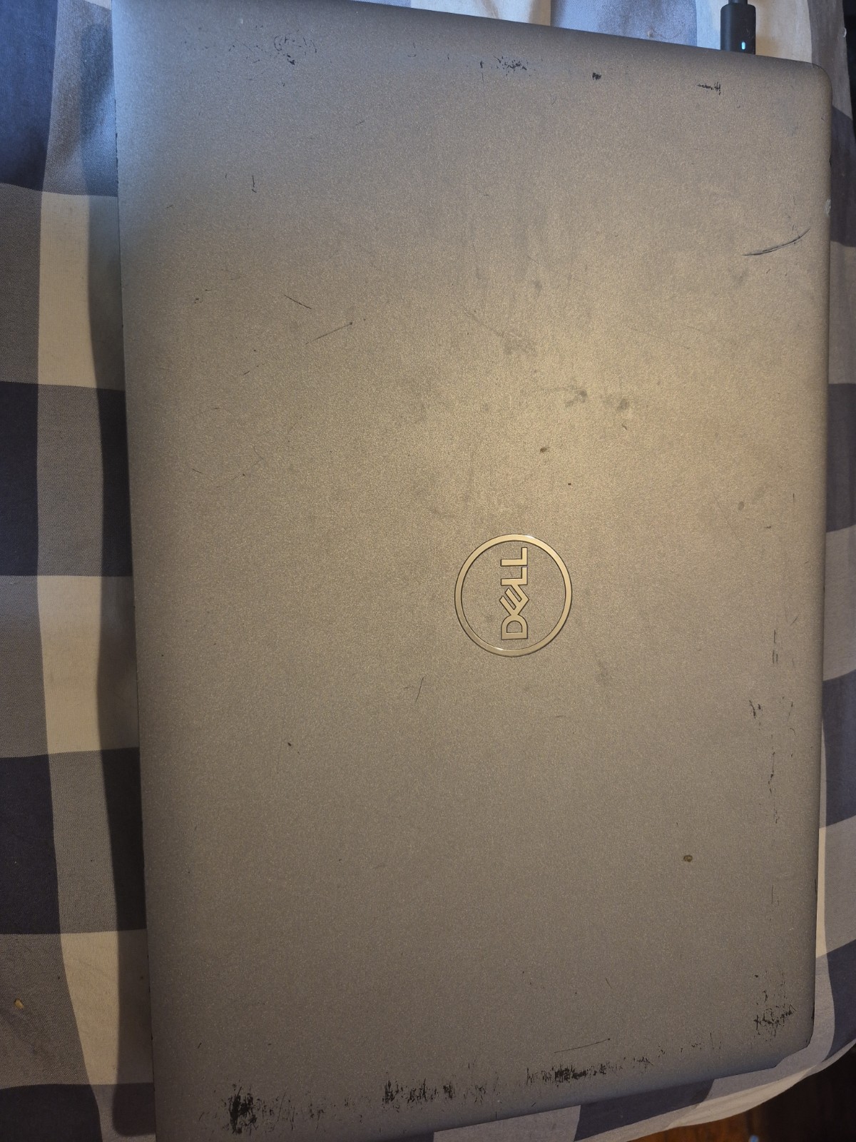 Dell Latitude 5530 15.6″FHD Laptop Intel Core i7-1265U 16 GB RAM NO SSD &Battery