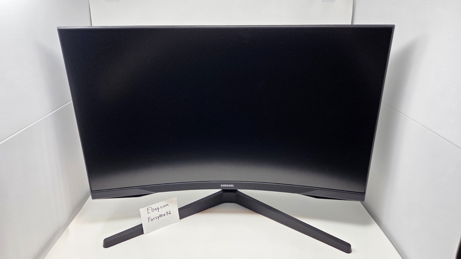 Samsung 27″ Odyssey G55C QHD 165Hz 1ms Curved Gaming Monitor