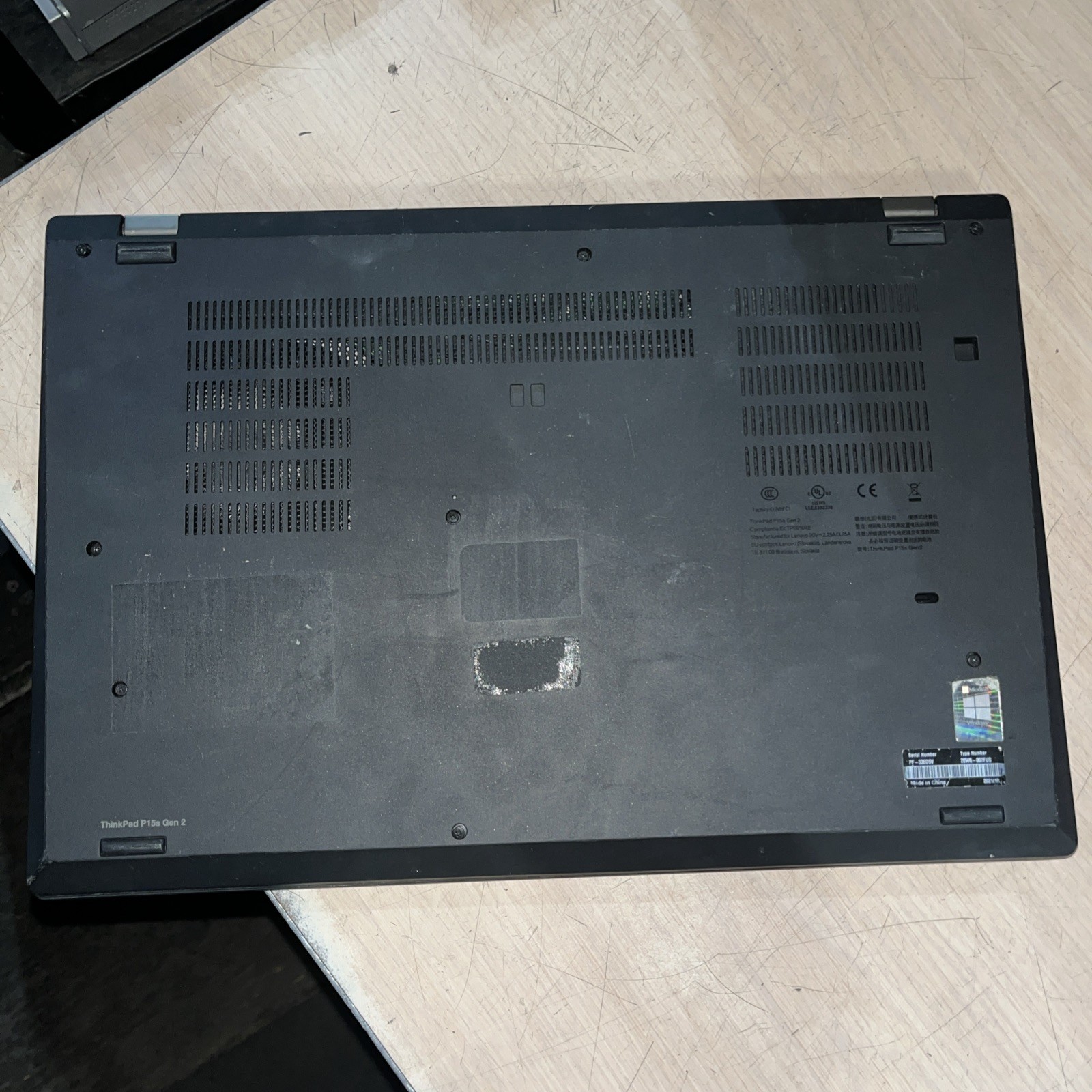 LENOVO THINKPAD P15S GEN 2 INTEL CORE I7-1165G7 2.80GHZ 16GB RAM NO HD