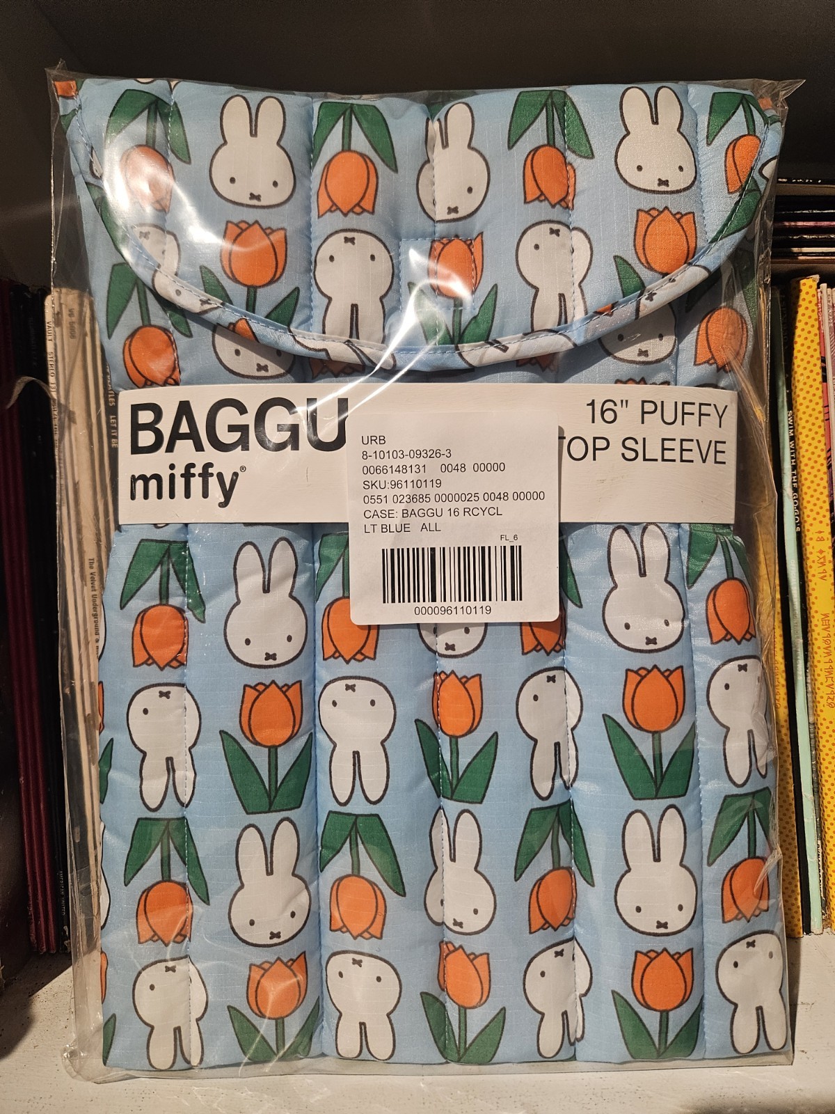 NEW BAGGU x Miffy Orange Tulips Blue Puffy Quilted 16″ Laptop Tablet Sleeve Case
