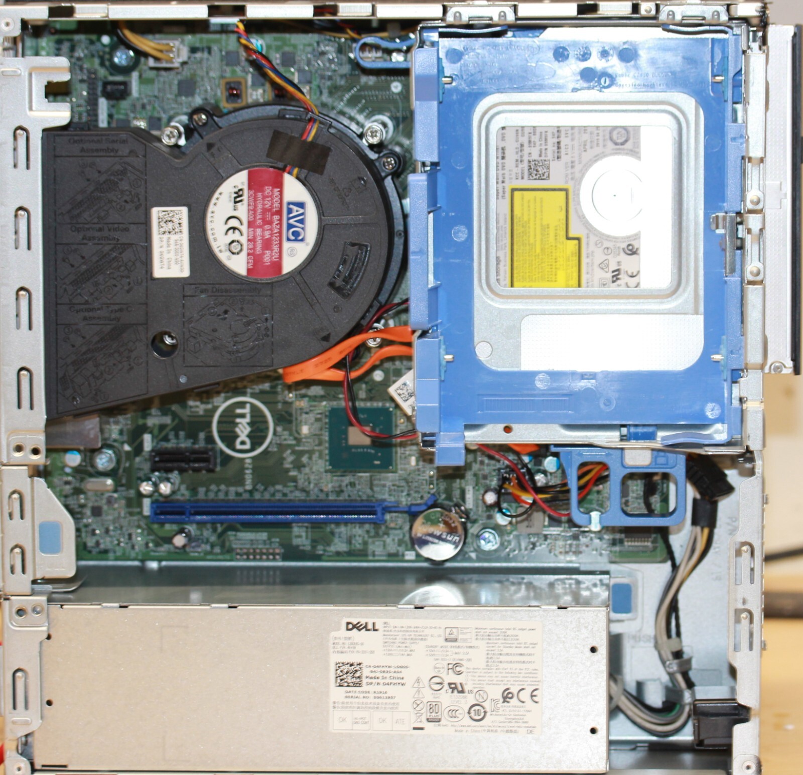OptiPlex 3070 SFF: i5-8500, 32 GB, No SSD or HDD —