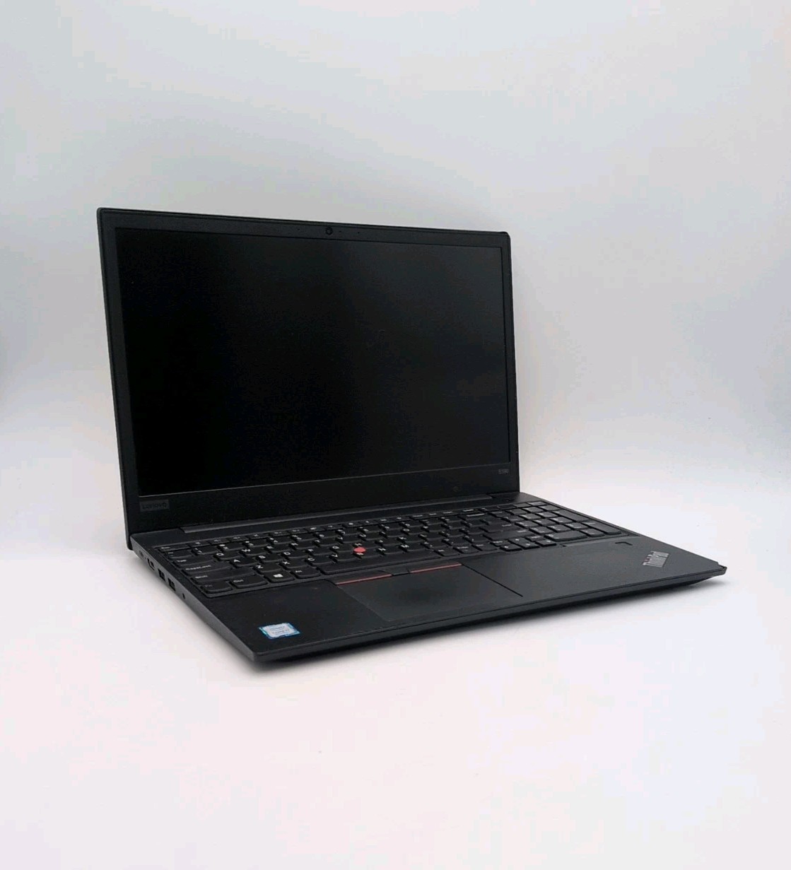 Lenovo ThinkPad E590 15.6″ Laptop i7-8565U 16GB RAM 512GB NVMe Win 11 P Grade C