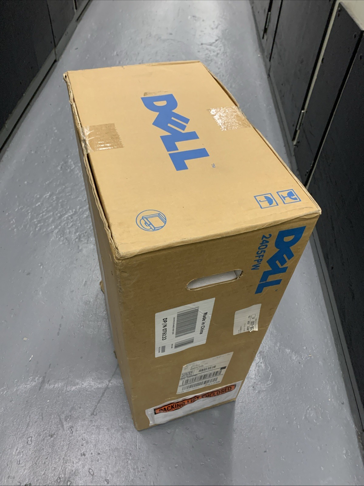 Dell 2405FPW LCD Monitor New in Box Free Shipping
