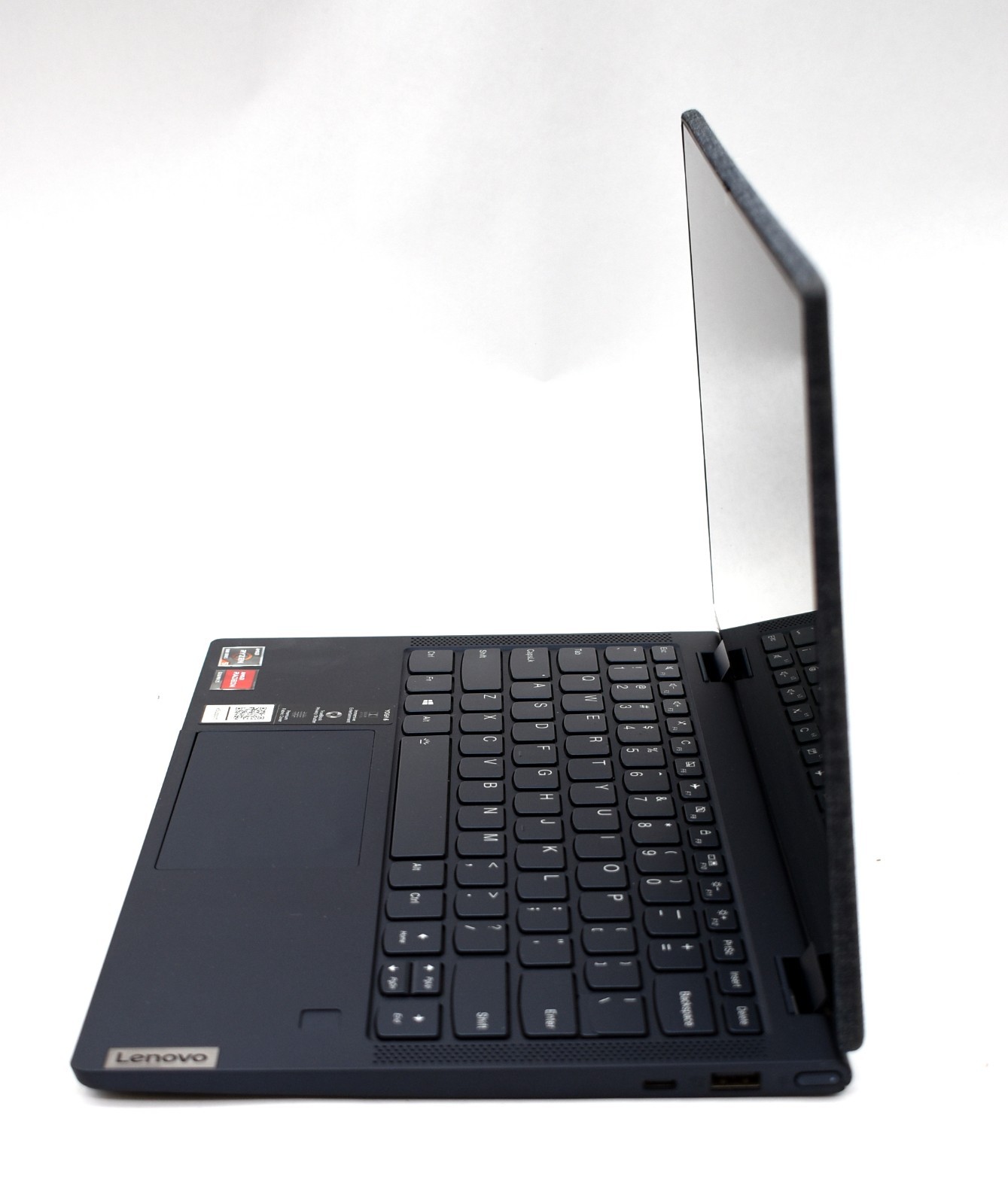 Lenovo Yoga 6 Laptop 13.3″ AMD Ryzen 5 2.1GHz 8GB Ram 256GB SSD W11H Abyss Blue