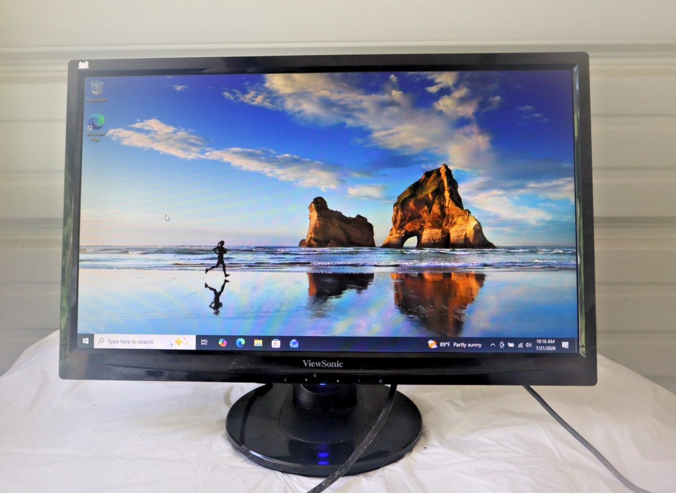 ViewSonic VA2246MH-LED 22″ LED LCD Monitor HD 1080p VS15451, Tested, W/ Stand
