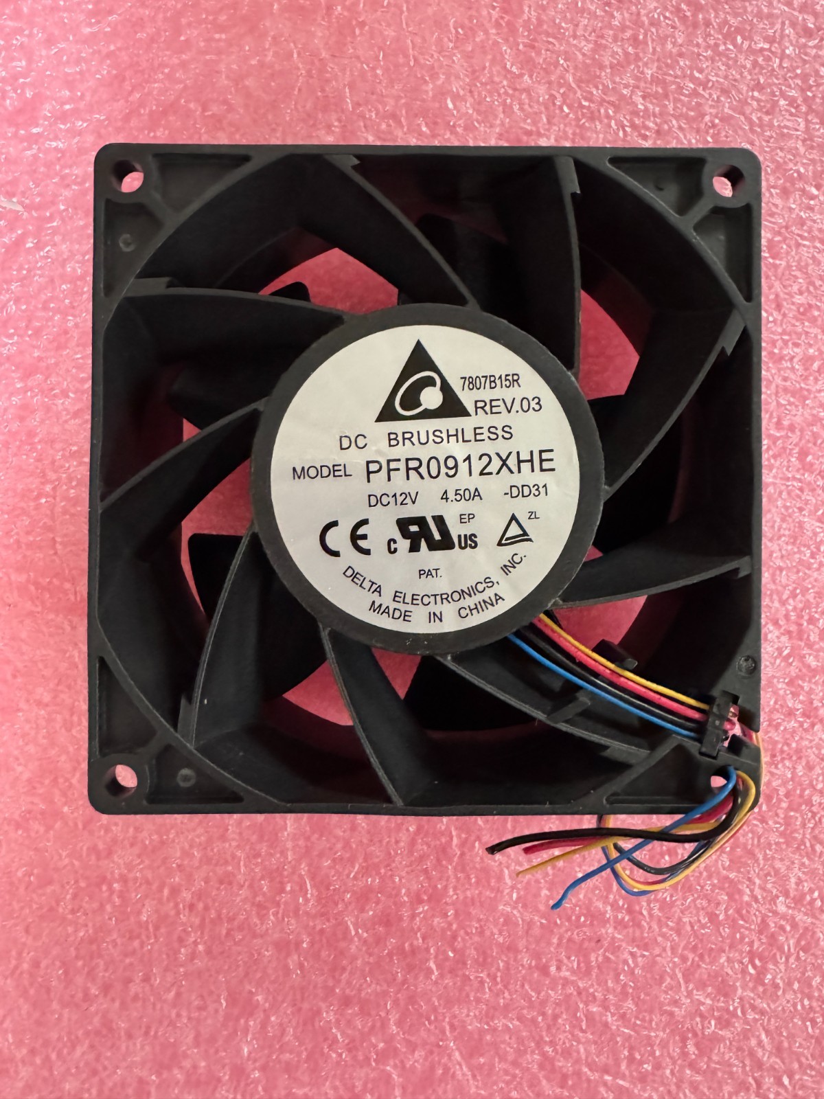 Delta 4Pin Fan DC12V 4.50A 92mm x 92mm x 38mm 10500 RPM PFR0912XHE-DD31 REV.03