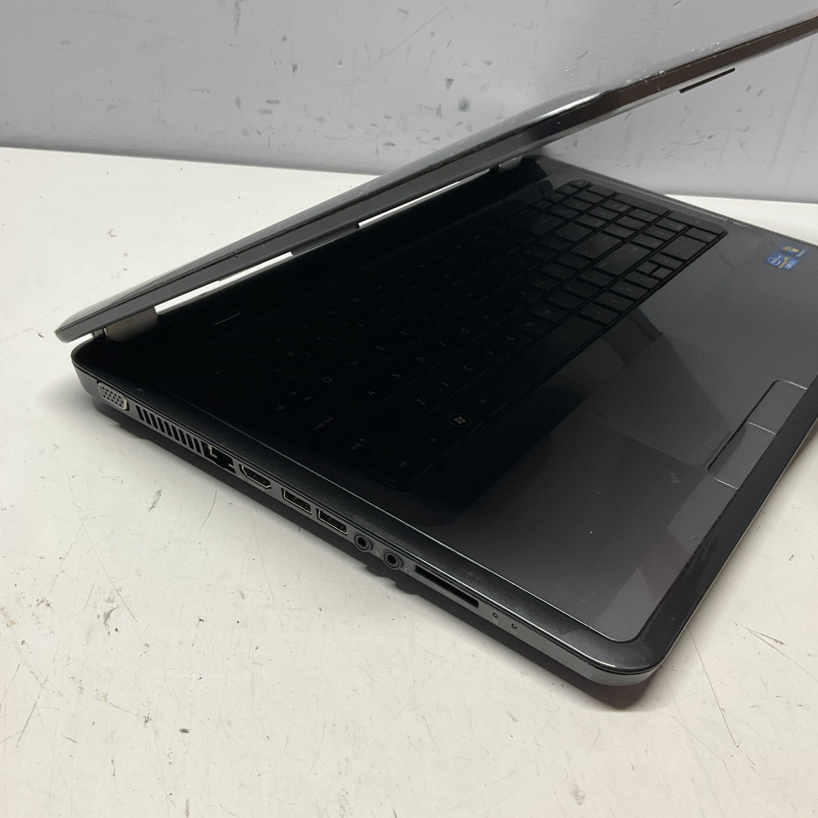 HP Pavilion g7 Laptop Intel Core i3-2350M @ 2.30 GHz 4GB 750GB HDD Win 10 Pro