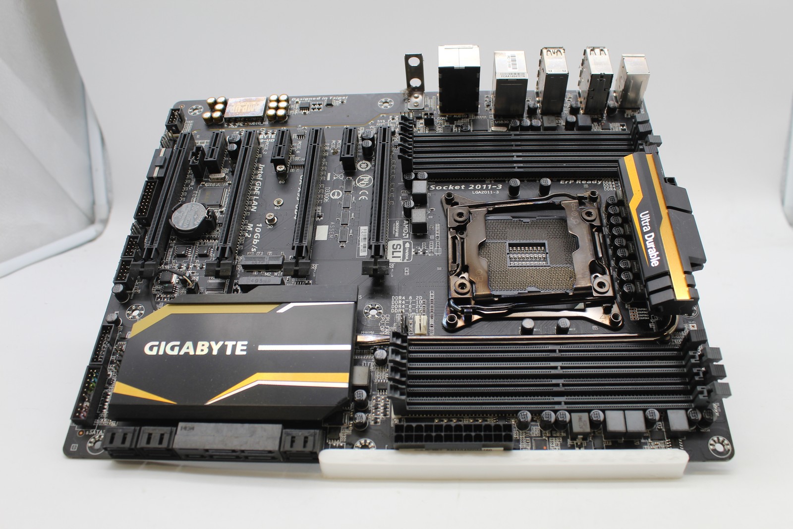Gigabyte GA-X99-UD4 LGA 2011-V3 DDR4 Intel X99 Motherboard PC1721898