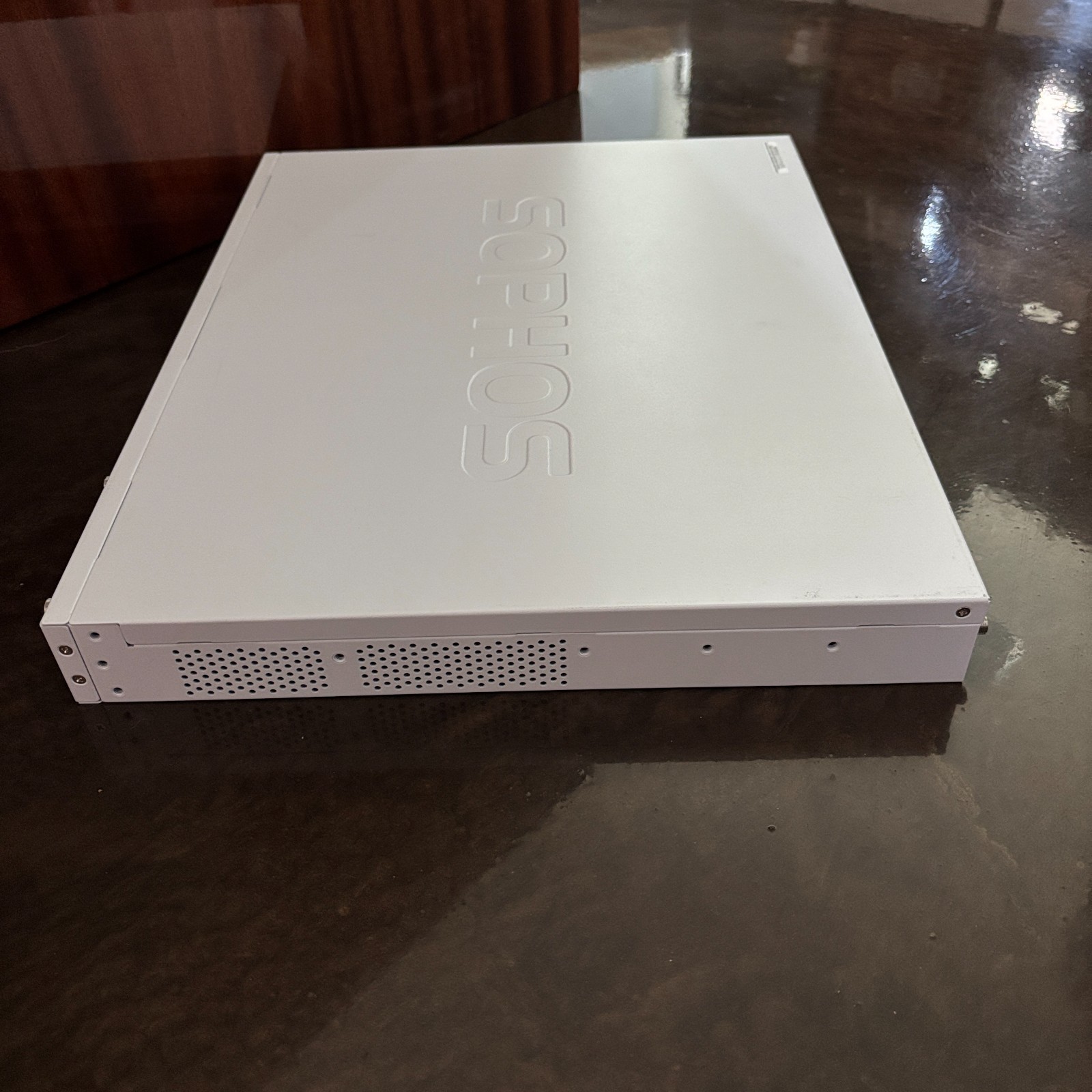 Sophos XG 210 Firewall Security Appliance Rev 3