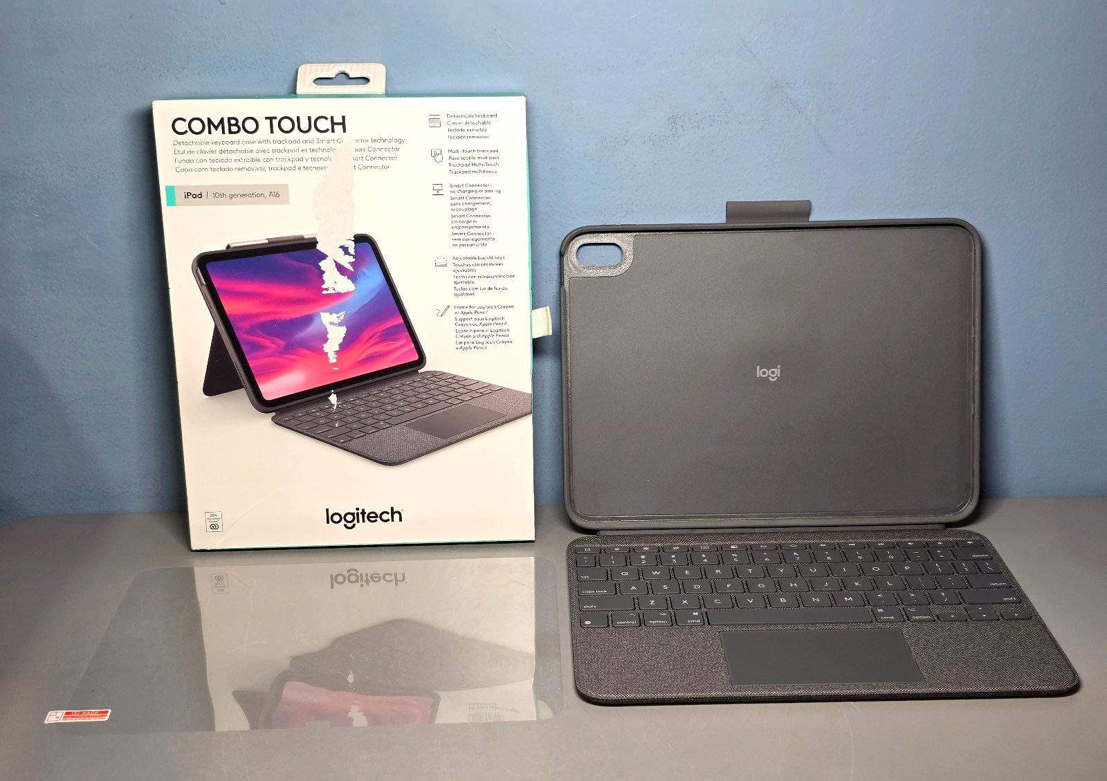 Logitech Combo Touch for iPad 10th Generation A16 Keyboard Folio w/ Touchpad New