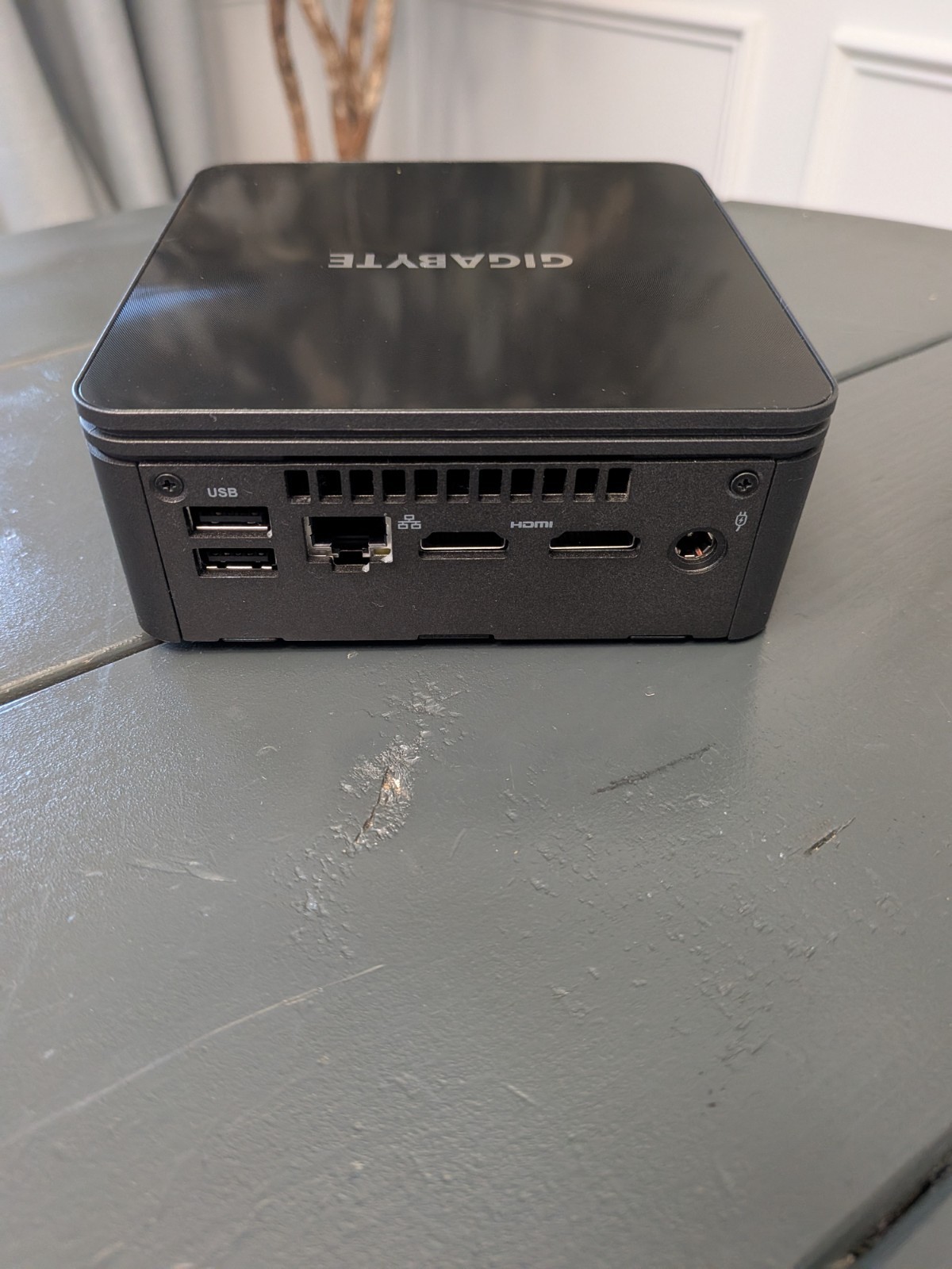 Gigabyte Ultra Compact PC Kit GB-BRi3-10110 i3 16GB Win11 NO POWER SUPPLY