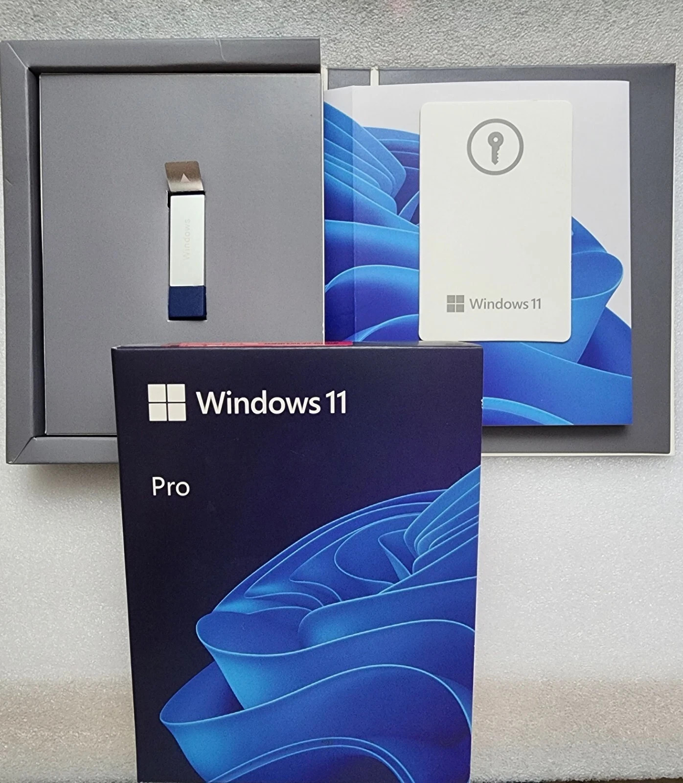 Microsoft Windows 11 Professional 64-Bit – USB Drive – New Sealed Retail Package