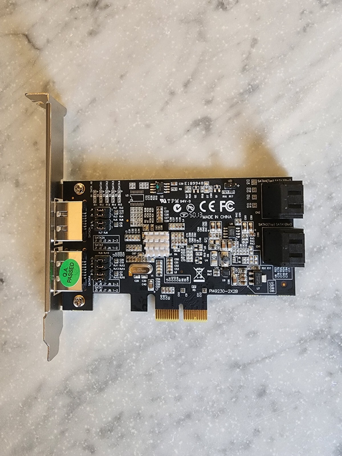 4-Port Hybrid SATA HDD SSD RAID Controller with Port Multiplier Support