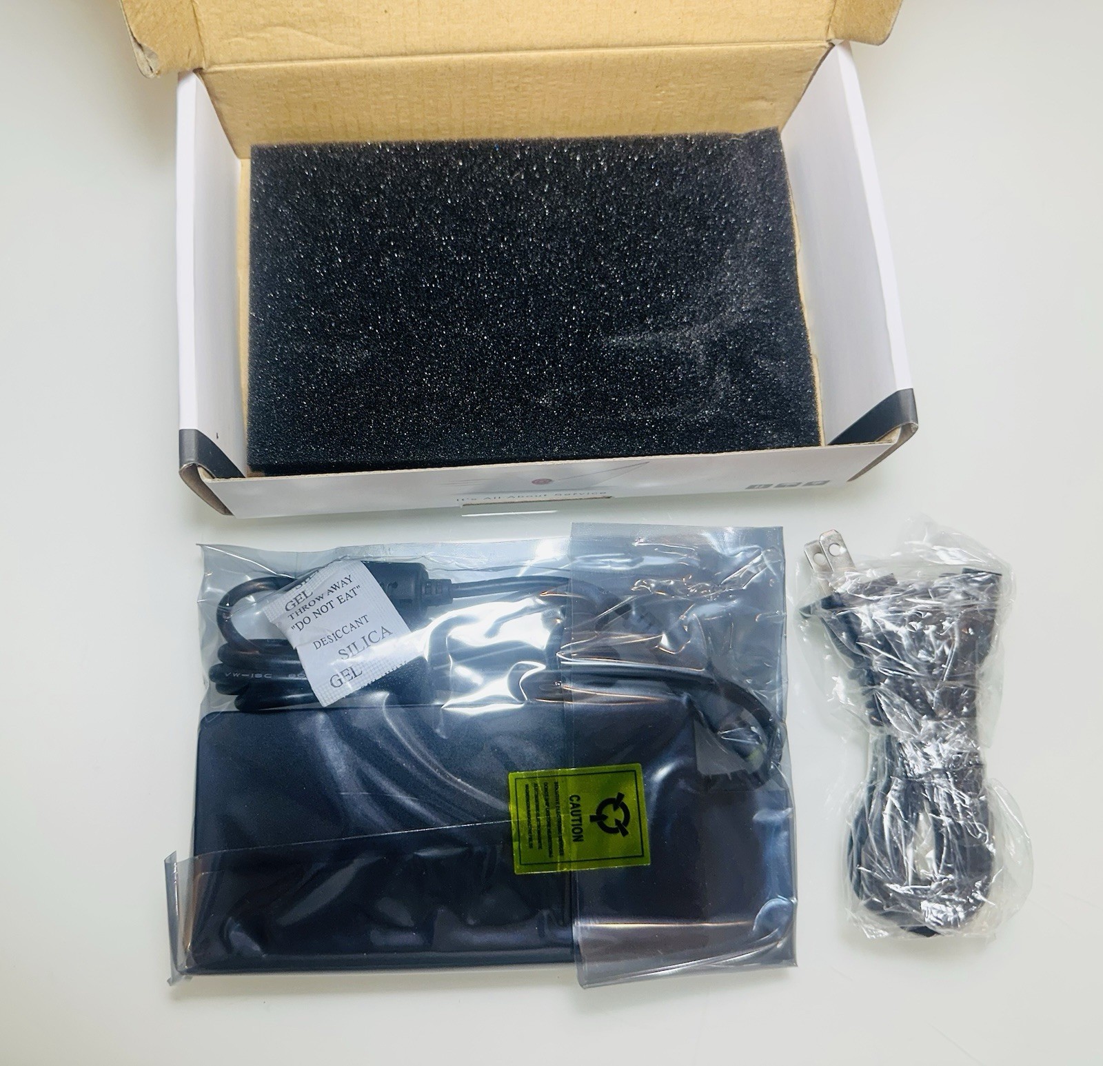 ANKER 93LN20V45-2USA Replacement Notebook Adapter Model 90W-IB05 NEW Sealed