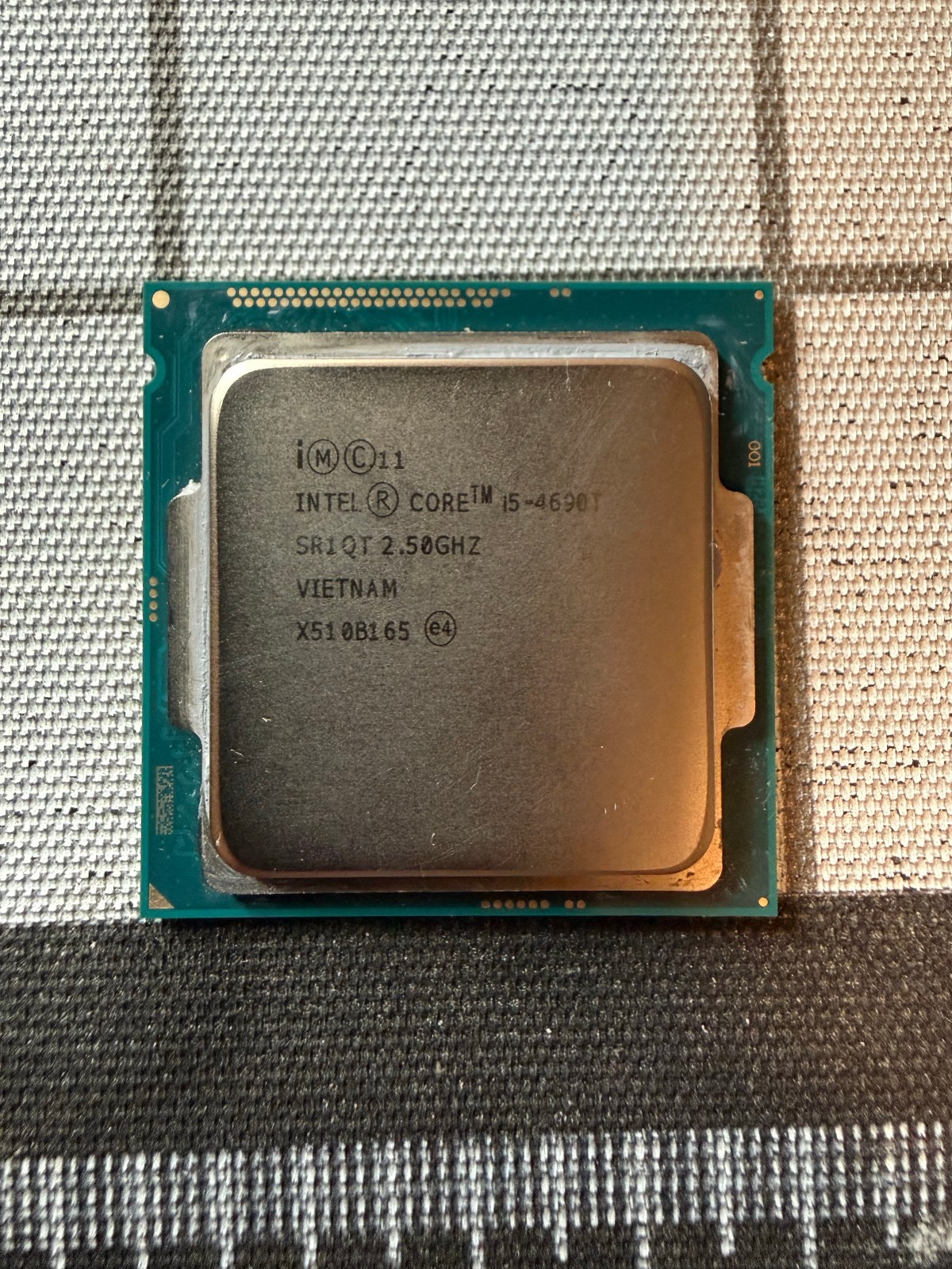 Intel 4th Gen Core i5-4690T 3.50GHz 4-Core 6M LGA-1150 Desktop Processor SR1QT