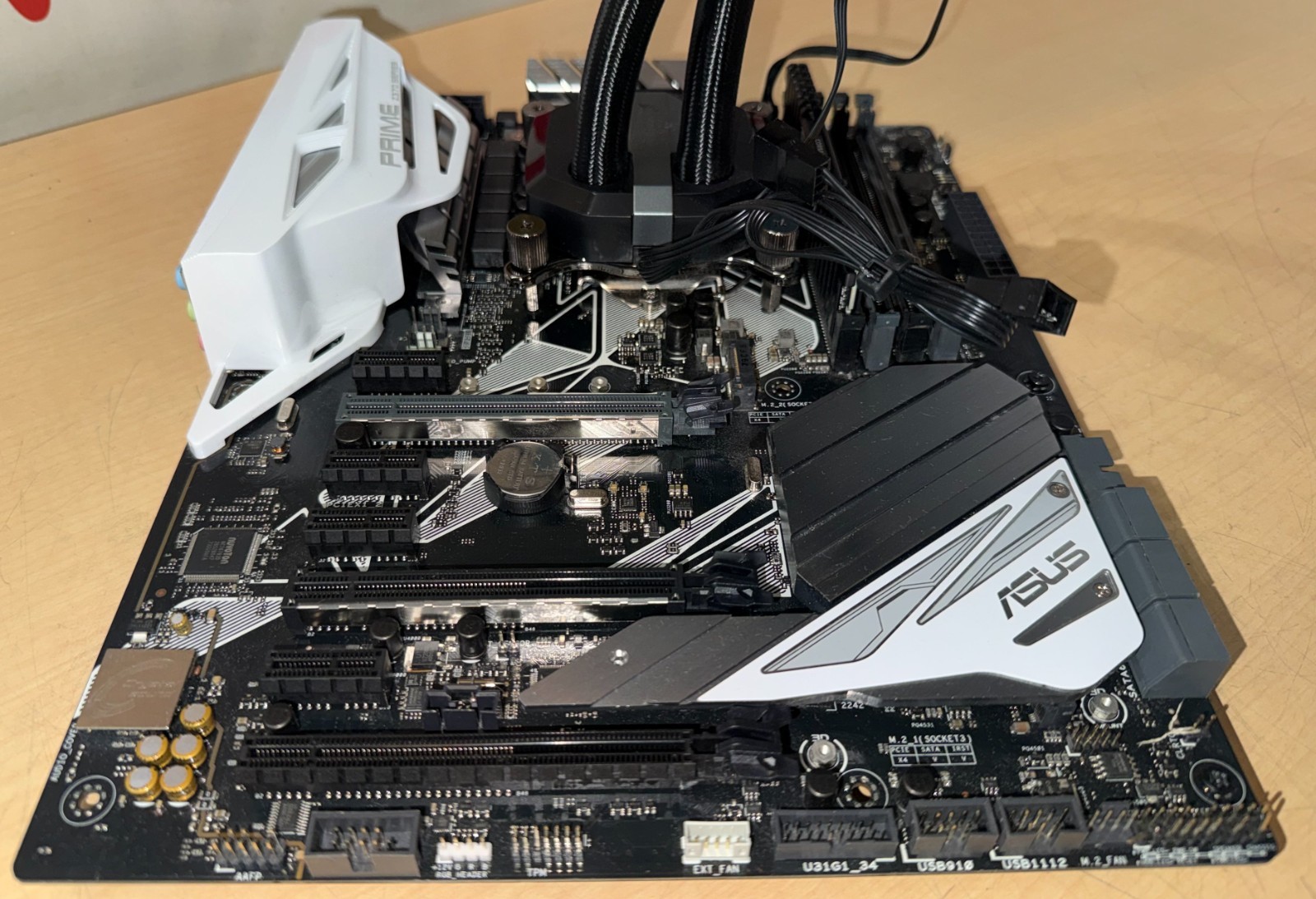 ASUS Prime Z370-A LGA 1151 ATX Intel i7-8086K CPU @ 4.00GHz 16Gb DDR3 RAM