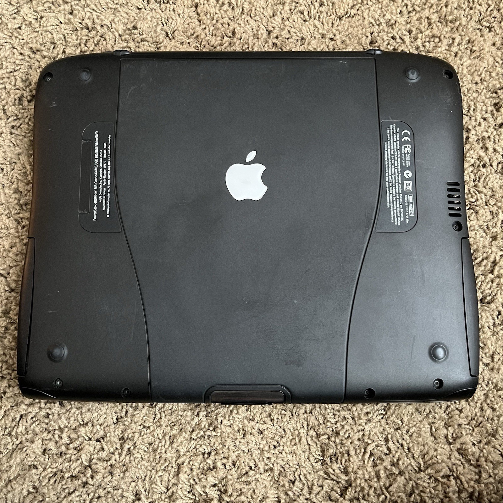 G4 UPGRADED PowerBook G3 Pismo (500mhz – 1gb Ram – 80gb SSD – DVD ROM – OS9)