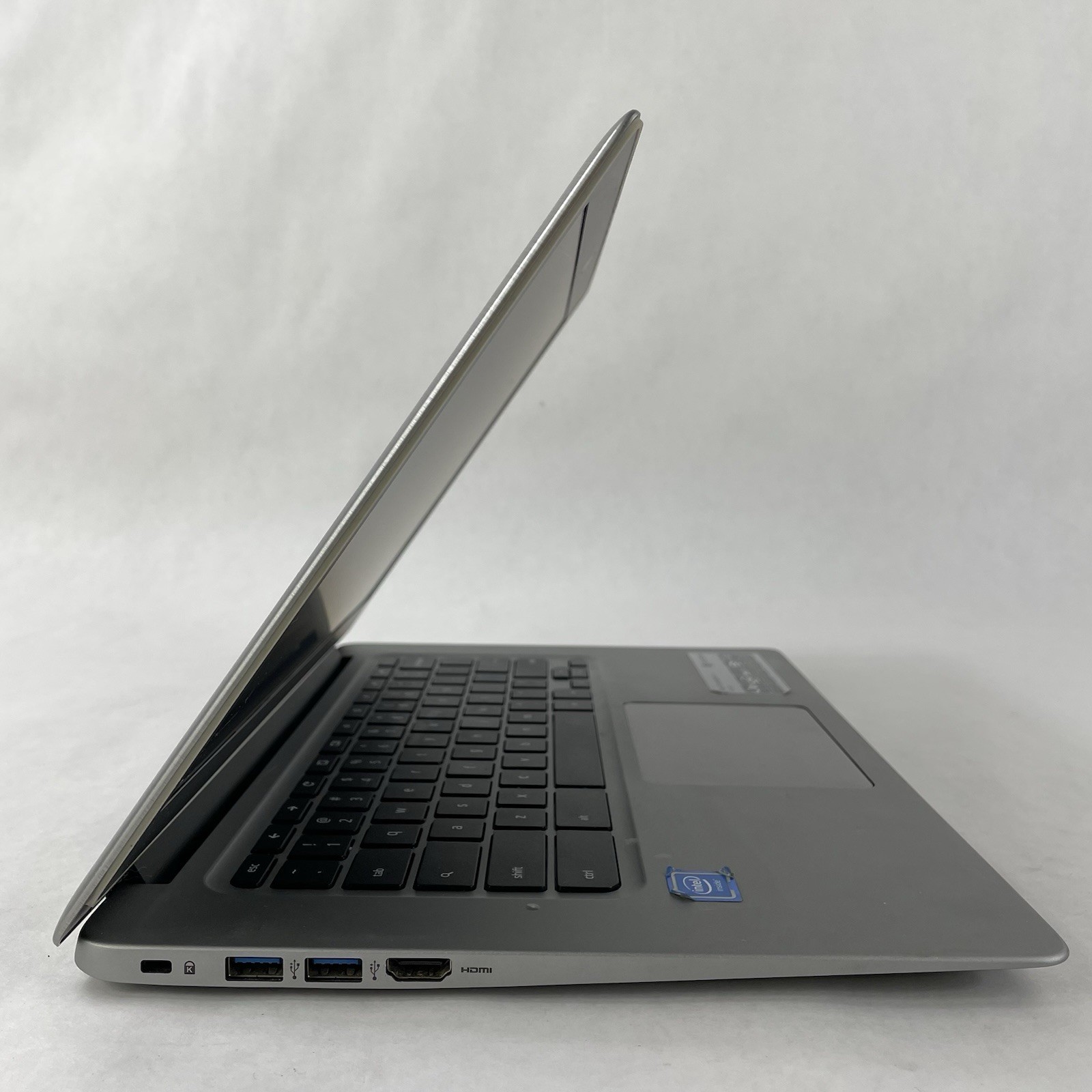 Acer ChromeBook 14 CB3-431 14″ Atom X5-E8000 1.04 GHz 4 GB RAM 16 GB Storage
