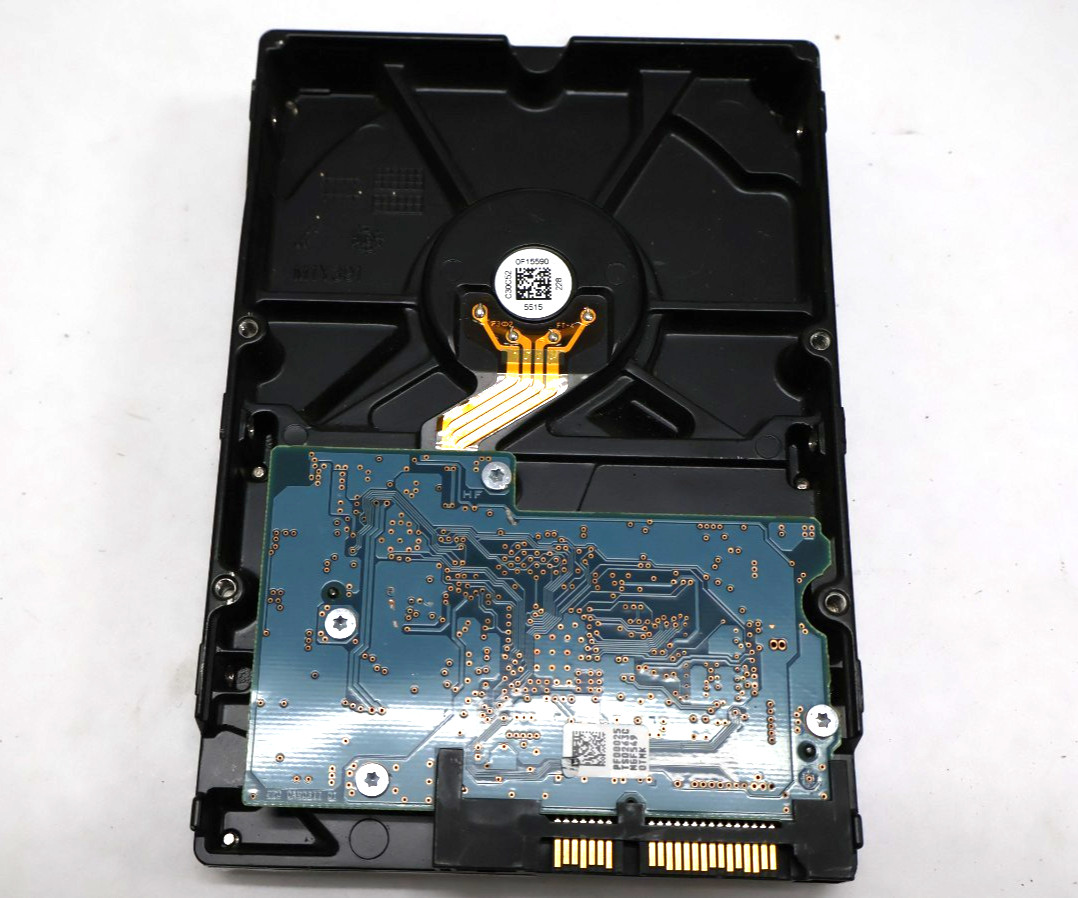 Toshiba DT01ACA100 1TB 7200 RPM 3.5″ SATA 6 Gb/s Hard Drive HDKPC03A0A02 S