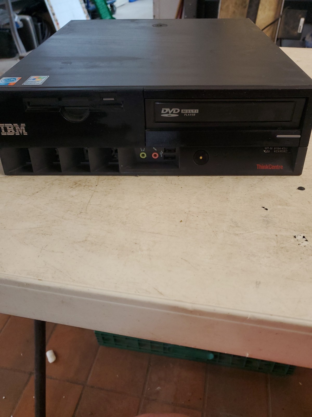 IBM ThinkCentre 8183-LUV Intel Pentium