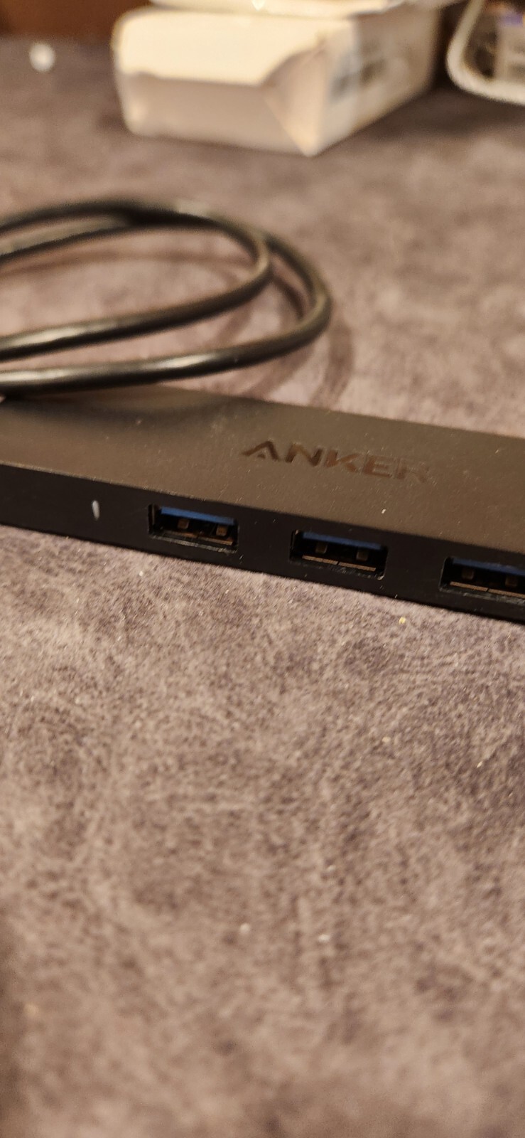 Anker 4-Port USB 3.0 Hub, Ultra-Slim Data USB Hub with 2 Ft Extended Cable A7516