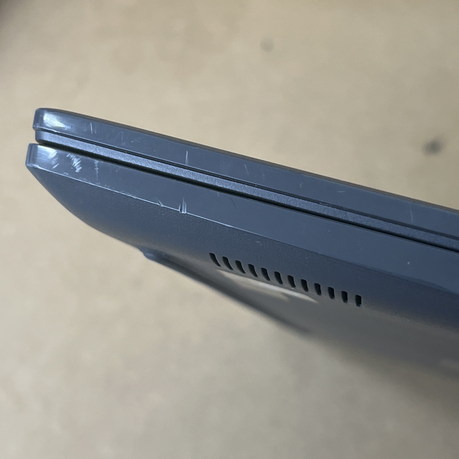 Dell Latitude 3510 i5-10210U 1.6GHz 8GB Ram 256GB – Fair *77% Batt, MDM Lock*