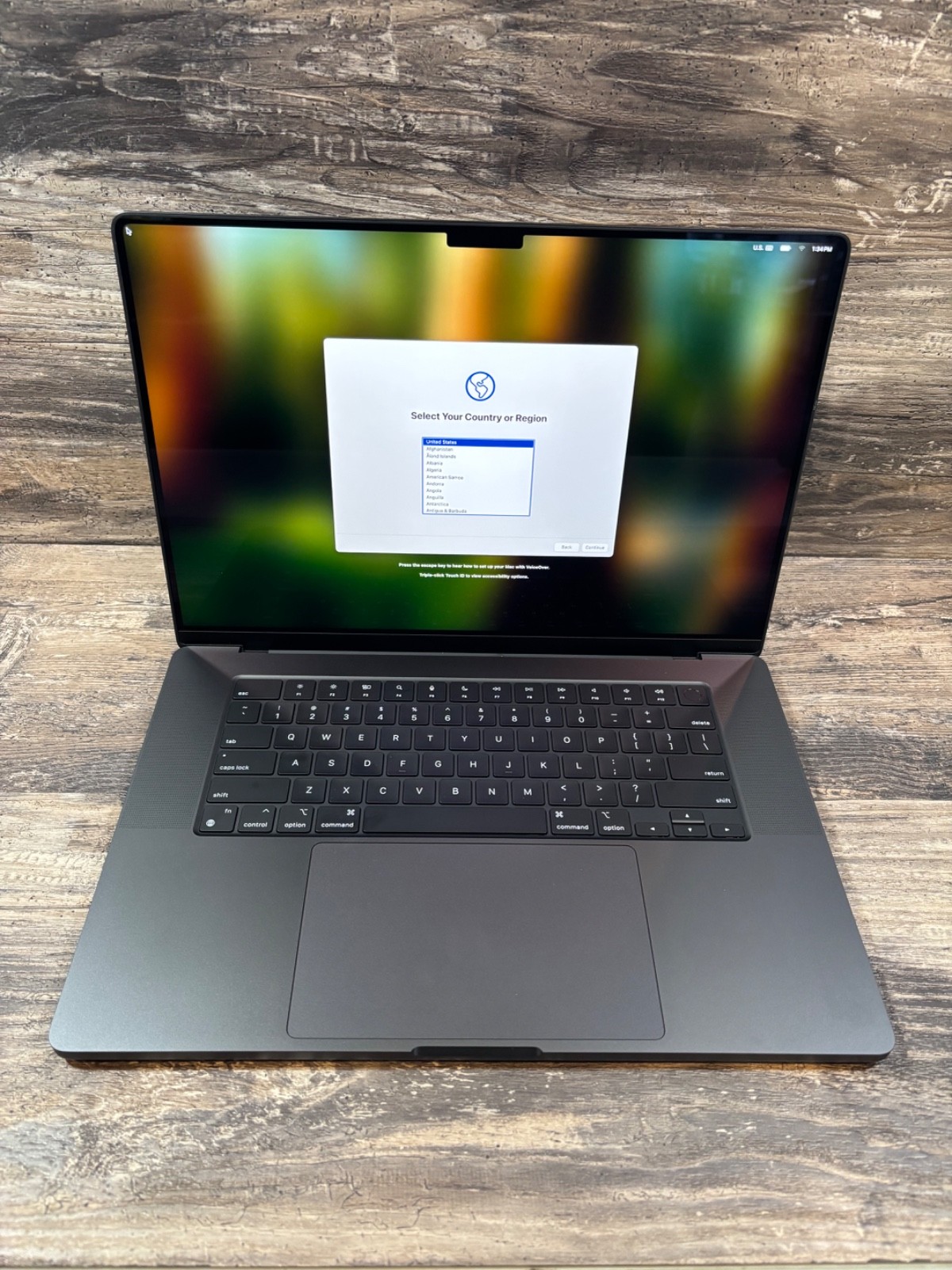 Apple MacBook Pro 16″ M4 Pro 14 CPU 20 GPU 48GB RAM 512GB SSD Space Black – A++
