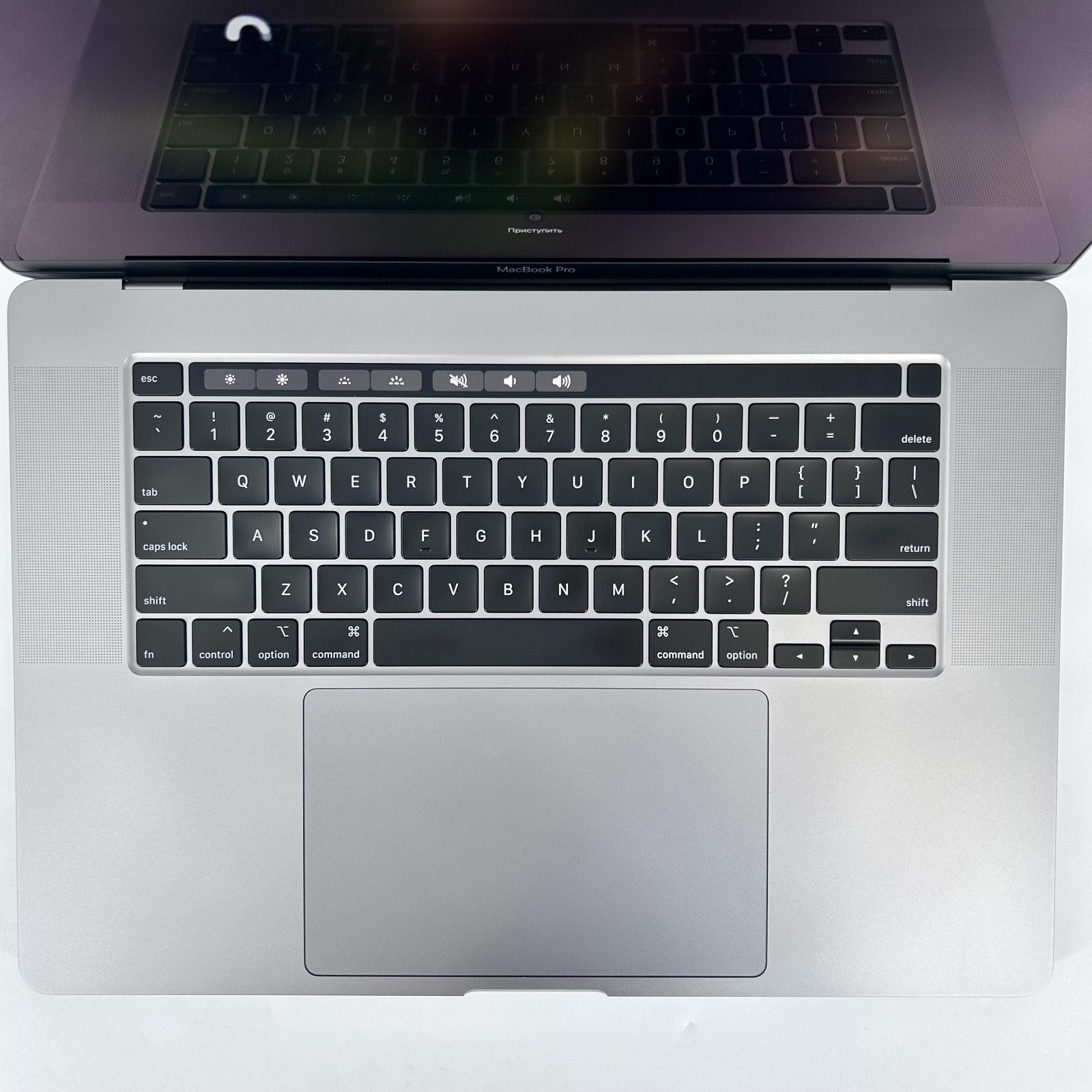 MacBook Pro 16 Touch Bar Space Gray 2019 2.3GHz i9 32GB 4TB SSD Radeon Pro 5500M