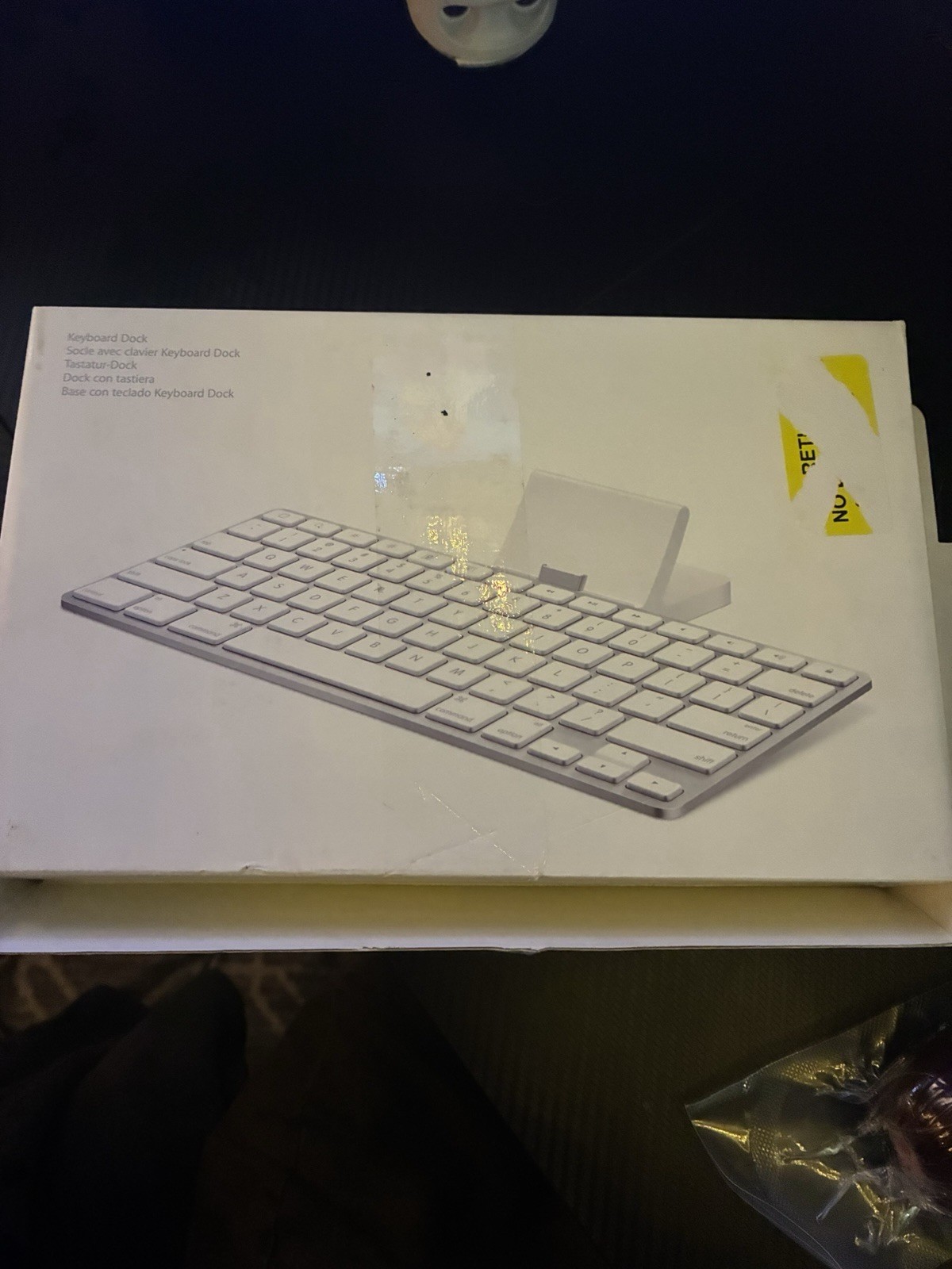 Apple iPad Keyboard Dock A1359 MC533LL/B Wired Dock White QWERTY English