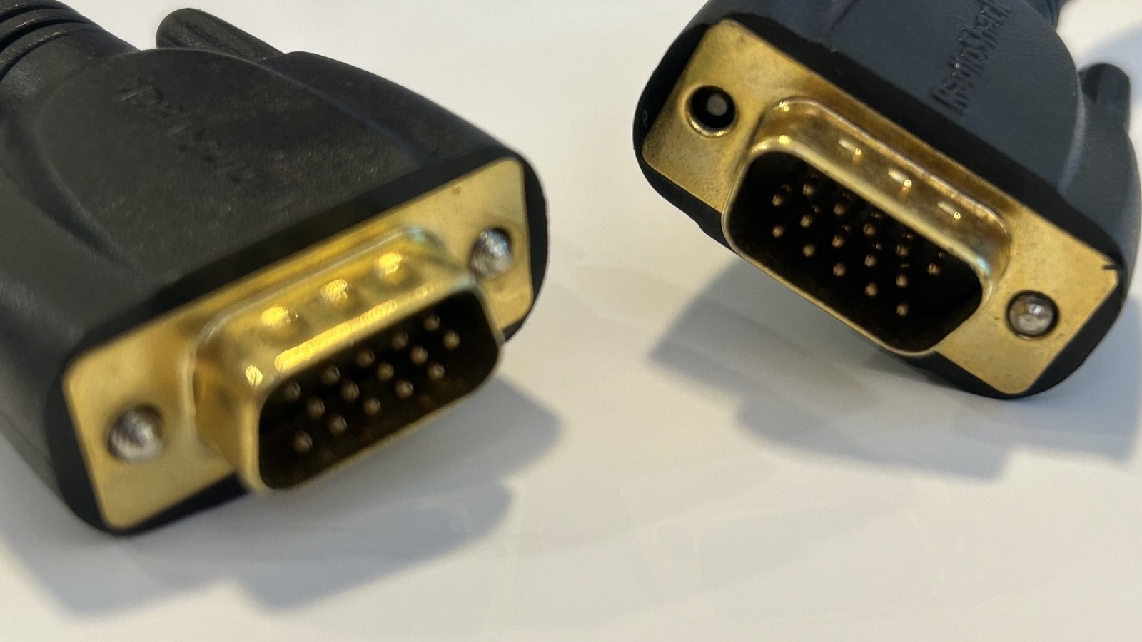 RadioShack VGA SVGA D-Sub Cable 6 Ft Black Male To Male Monitor PC Computer