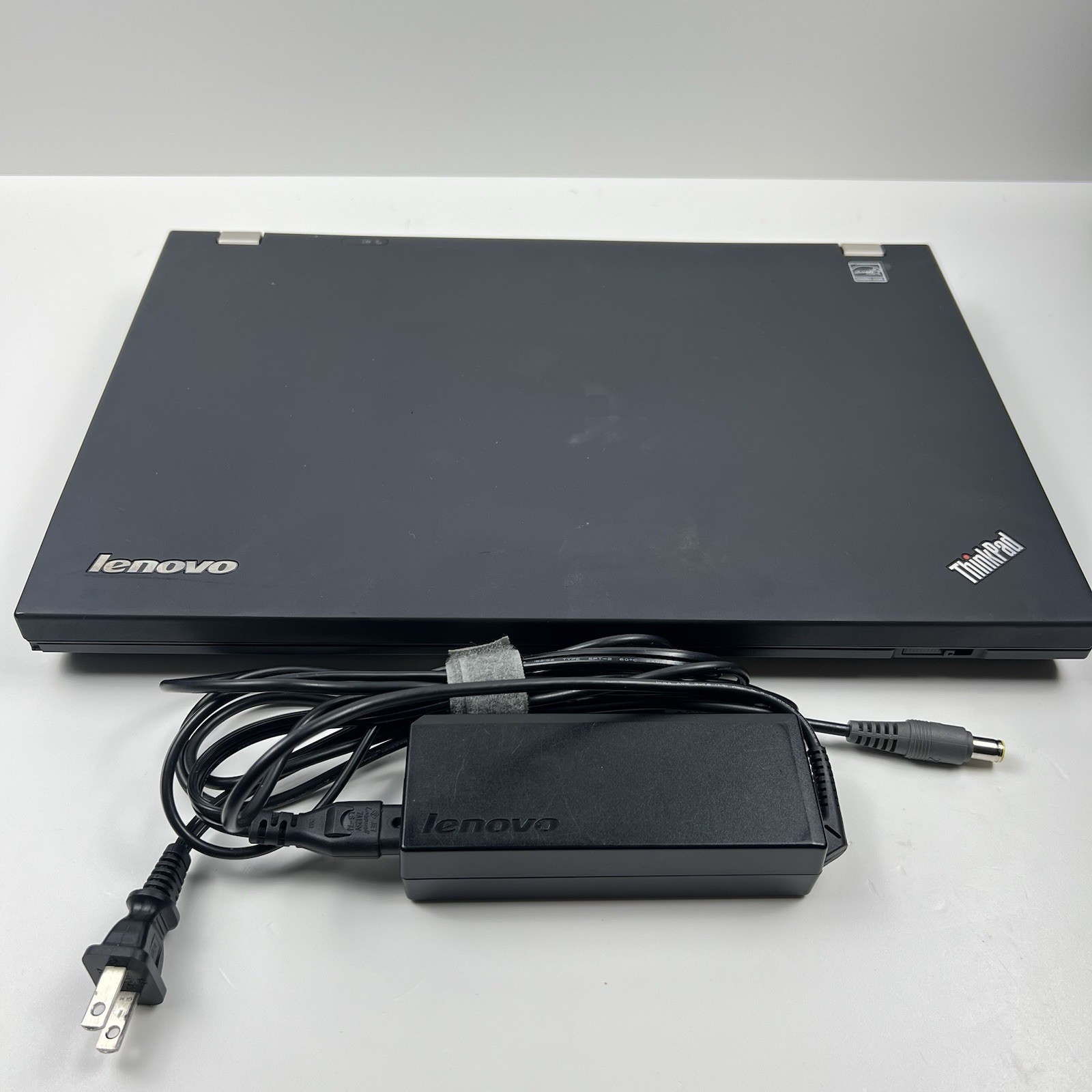 Lenovo ThinkPad T520 Intel i7-2640M 8GB 320GB HDD Linux Mint OS w/ Charger|ELP84