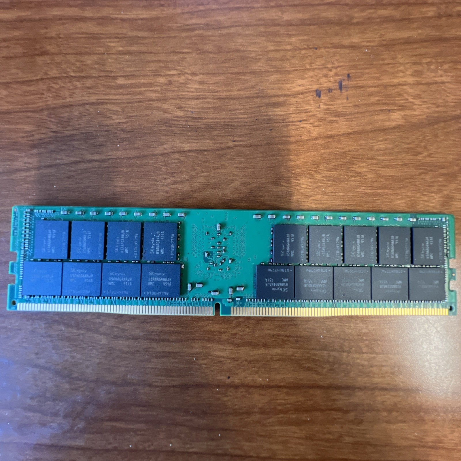 SK Hynix 64Gb 2Rx4 PC4-2933Y-RB4-12 HMAA8GR7MJR4N-WM – Server Memory