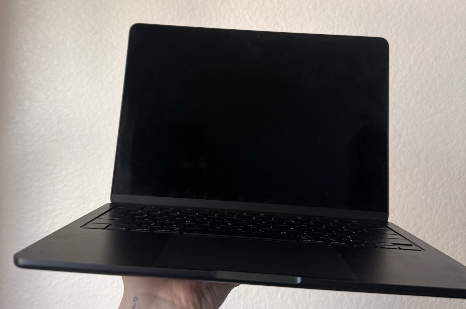 Apple MacBook Air 13-inch M3 Chip 8GB RAM 256GB SSD Midnight.