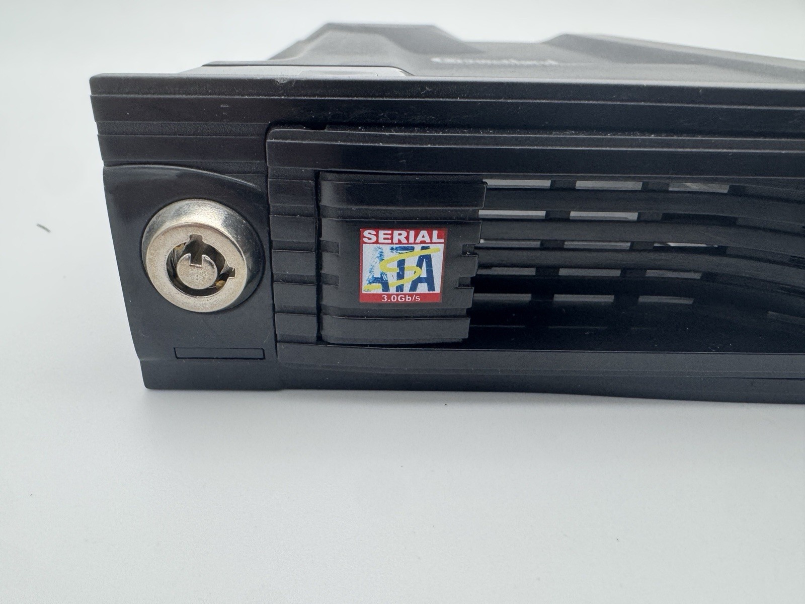 Connectland SATA External Drive Enclosure 3.0Gb/s 1-Bay Black Key Lock