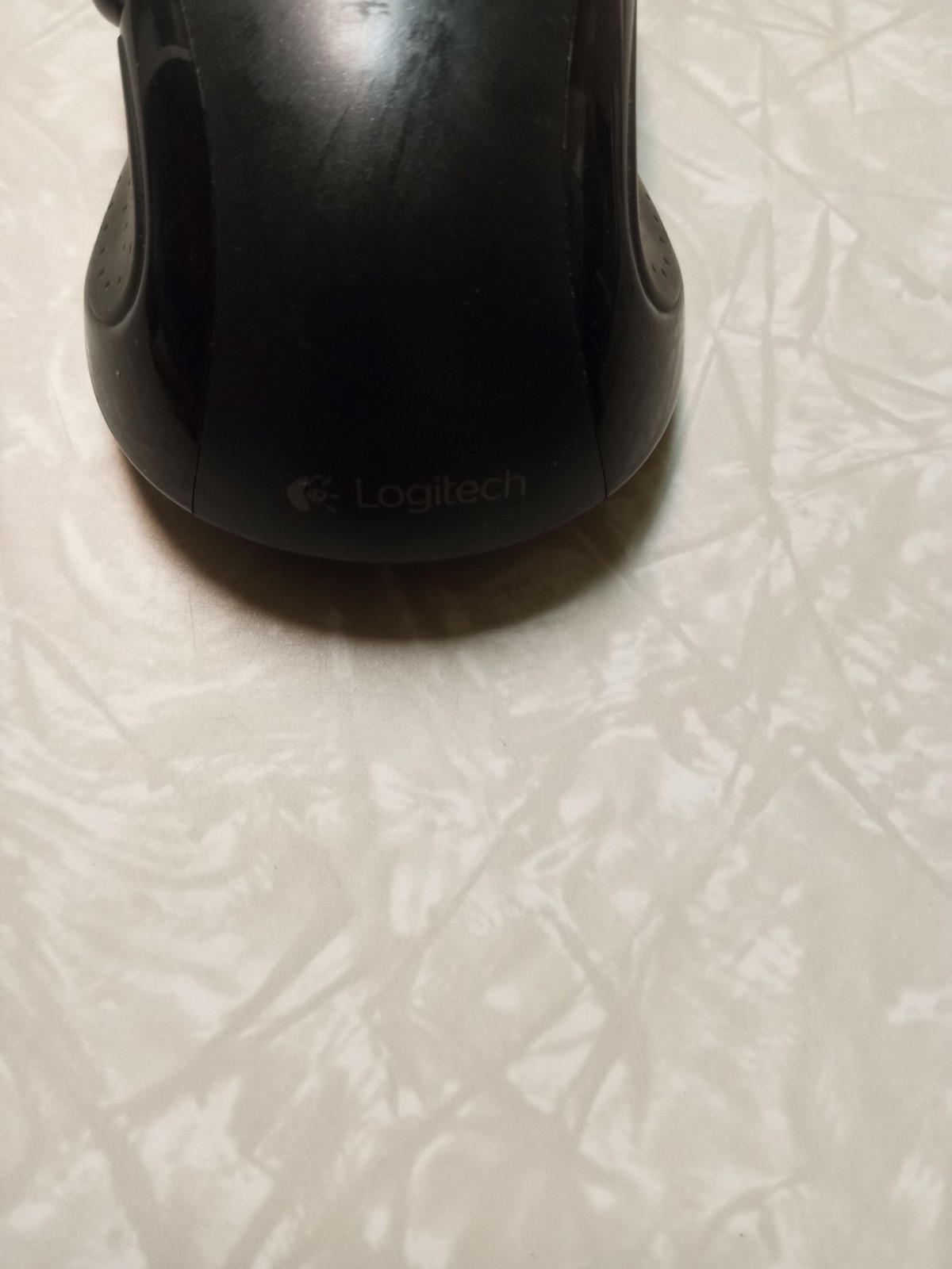 Logitech M510 Wireless Computer Mouse Comfort Shape )
