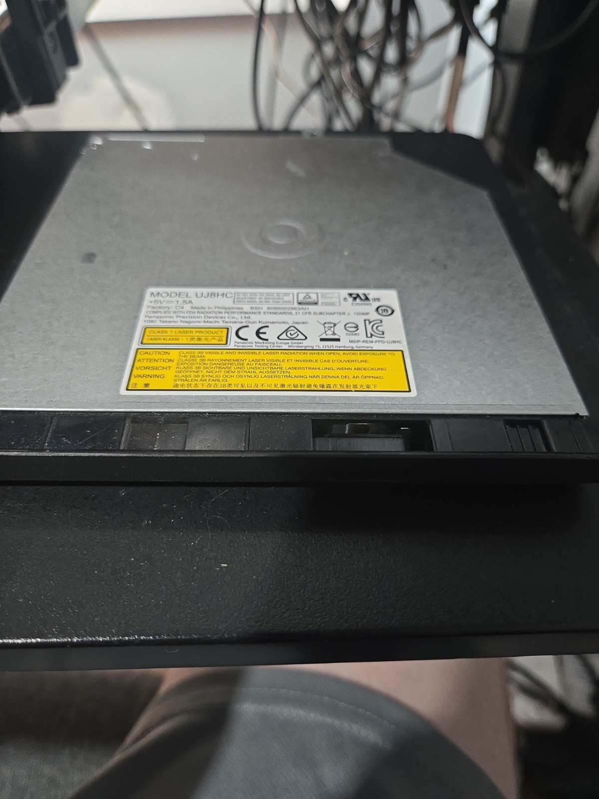 LG UJ8HC Slim SATA Internal Laptop DVD-RW/CD-RW Dual Layer Drive Silver