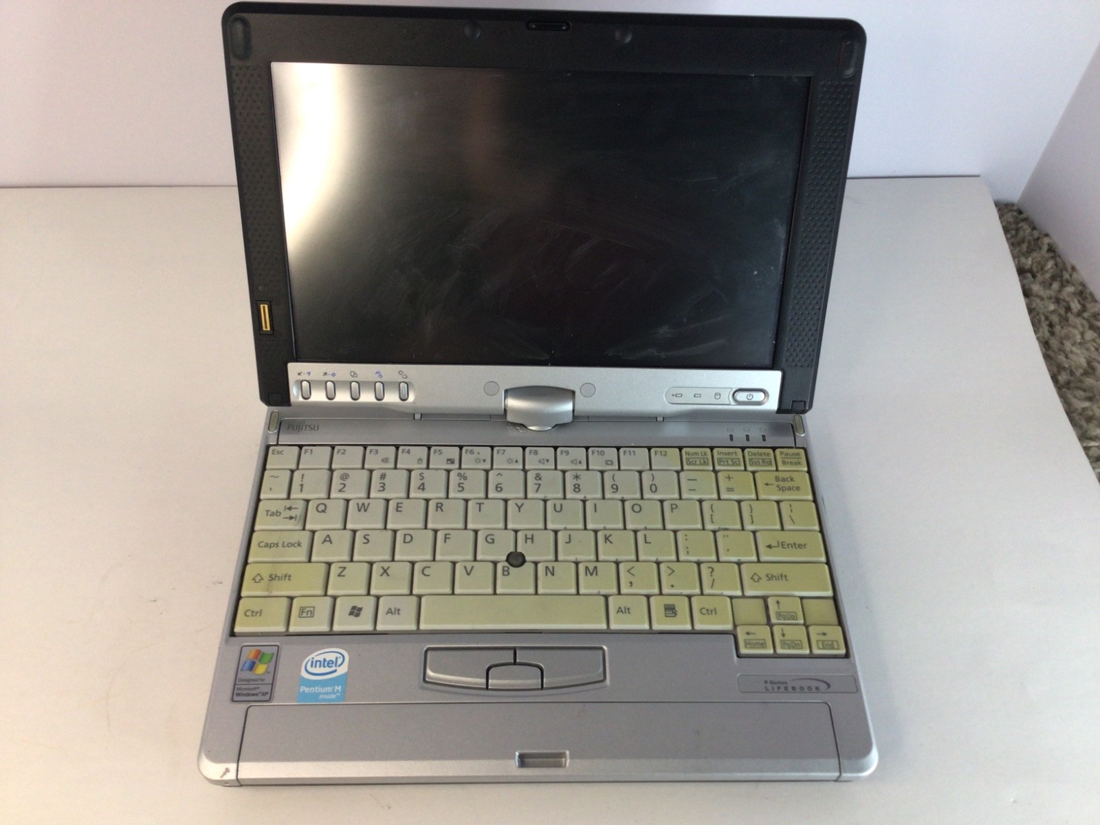 VTG Fujitsu LifeBook P1510D Windows XP Convertible Laptop For Part – As Is