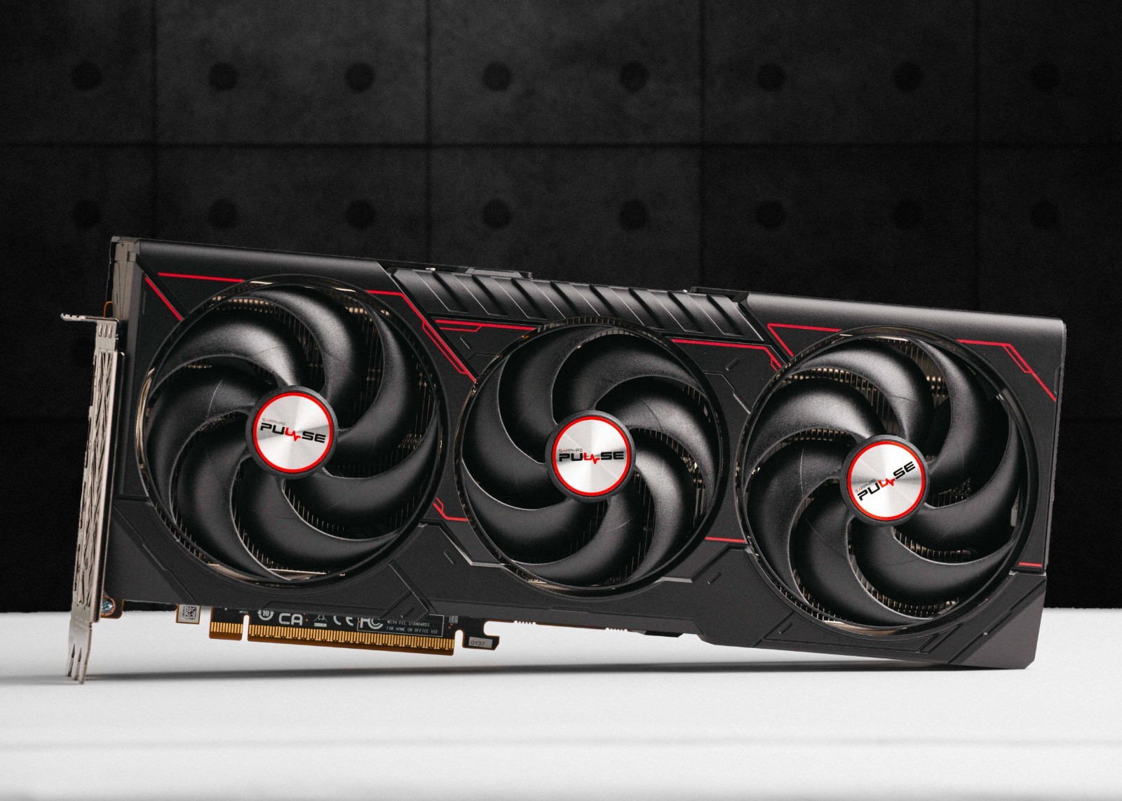 NEW – SAPPHIRE PULSE AMD RADEON RX 9070 XT 16GB GDDR6 GPU (11348-03)