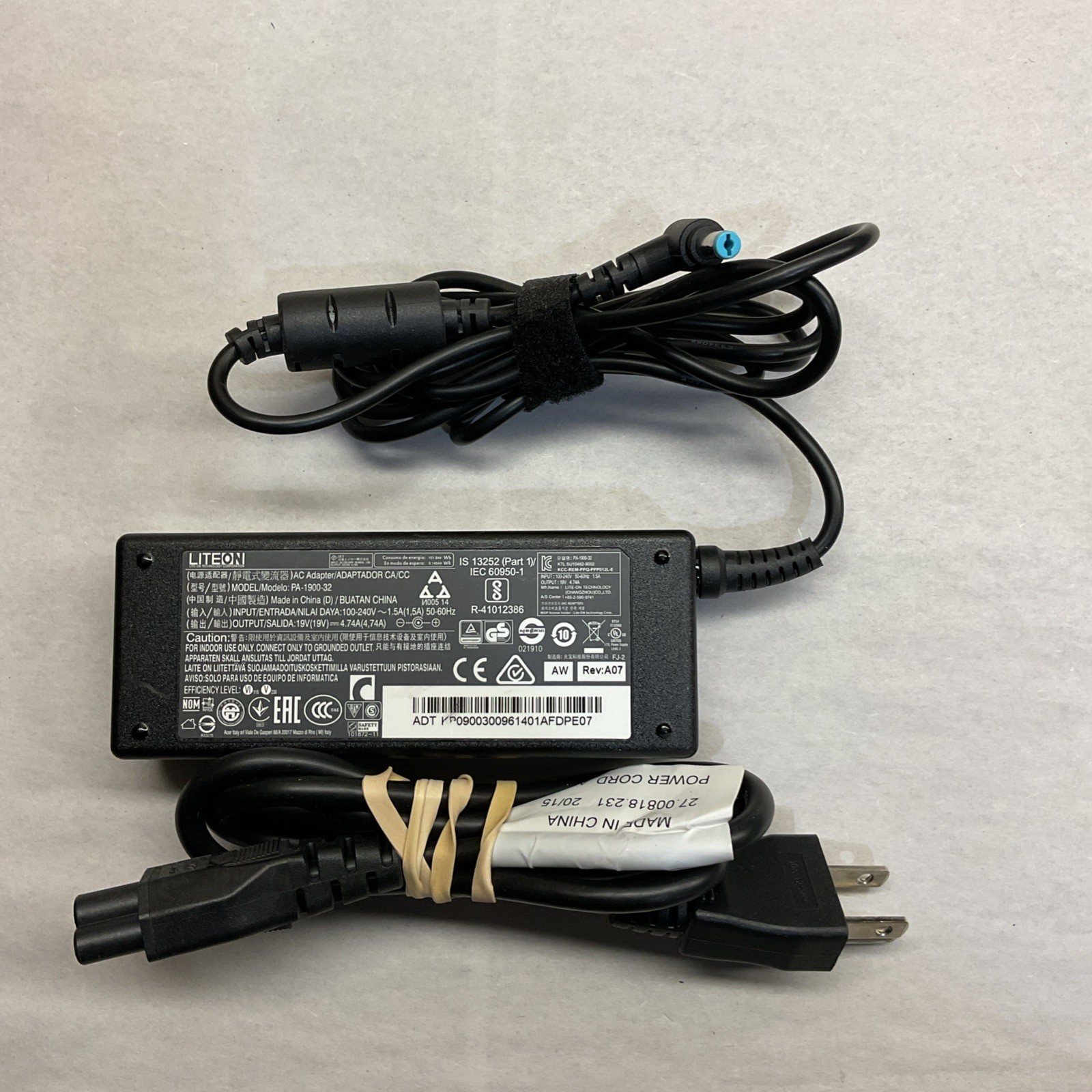 Genuine LITEON PA-1900-32 UNIVERSAL AC Adapter Power Supply 19V 4.74A 5.5mm Tip