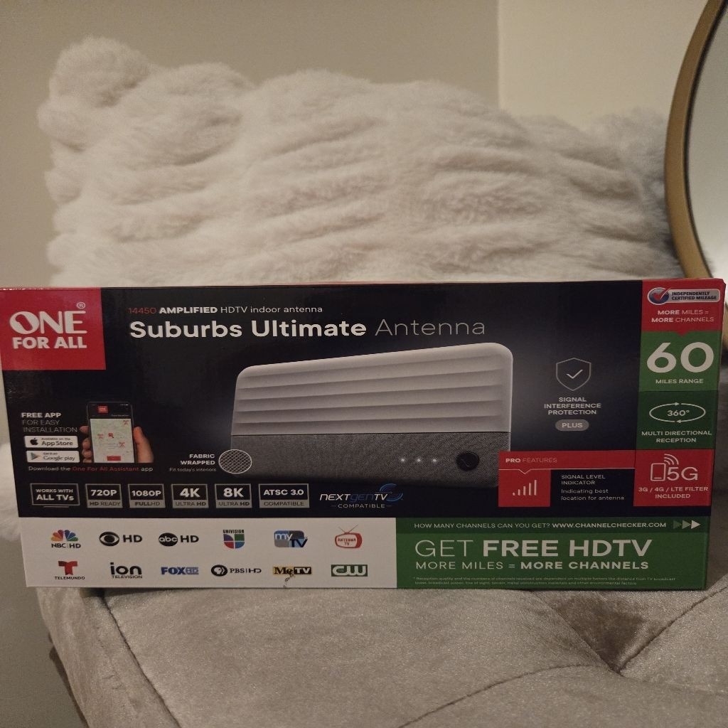 ONE FOR ALL Suburbs Ultimate Amplified HDTV Indoor Antenna Black Red One Size