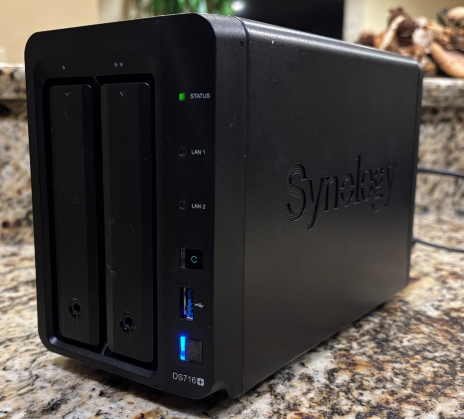 Synology DiskStation DS716+ 2-Bay NAS Ethernet USB 3.0 eSATA (no drives)