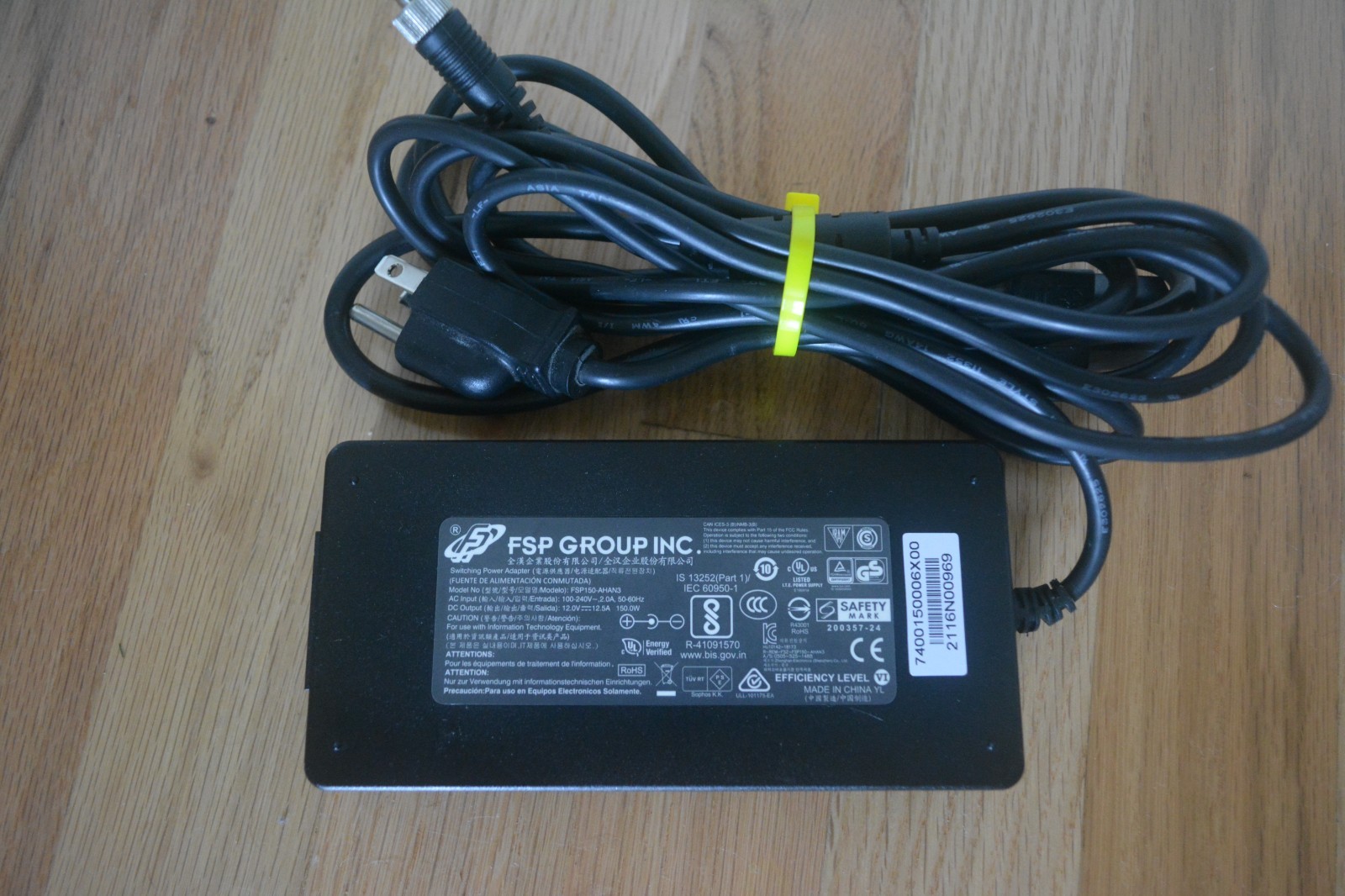 Sophos XGS 116 Next-Gen Network Security Firewall Appliance with AC Adapter