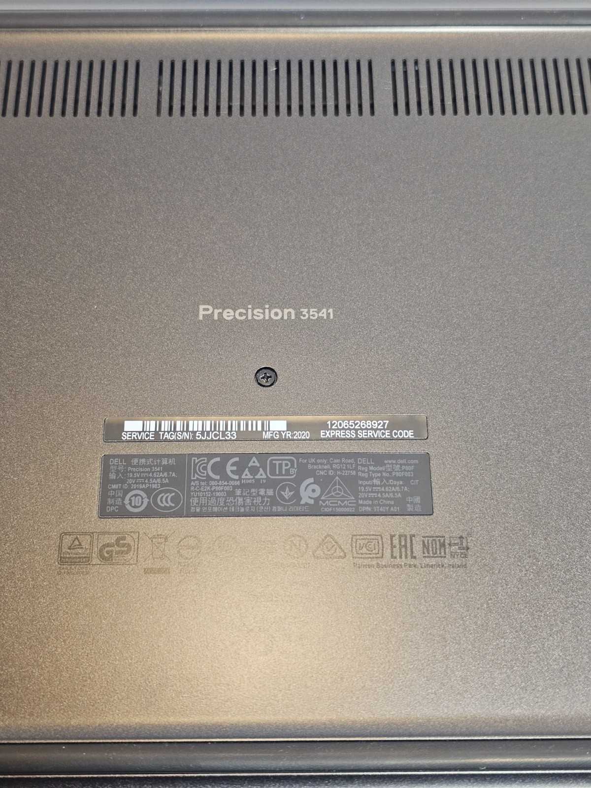 Dell Precision 3541 Intel Core i7-9850H 16GB RAM 1TB SSD 15.6″ Win11 Pro Laptop