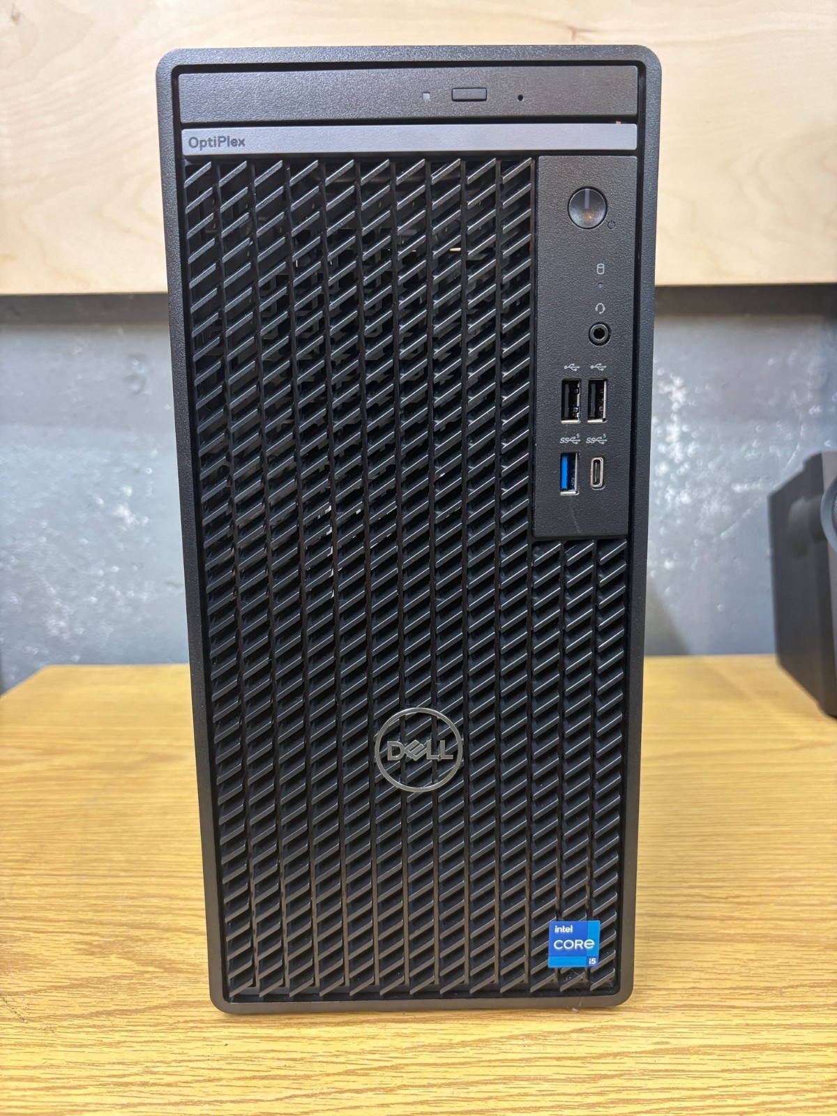 DELL Optiplex 7020 MT Desktop Core i5-14500 16GB RAM 256GB Nvme SSD WIN 11 PRO
