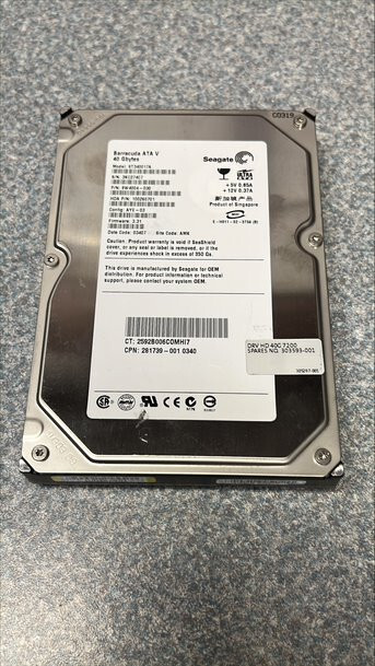 Seagate ST340017A 40GB IDE Hard Drive P/N: 9W4004-030 F/W: 3.31 AMK