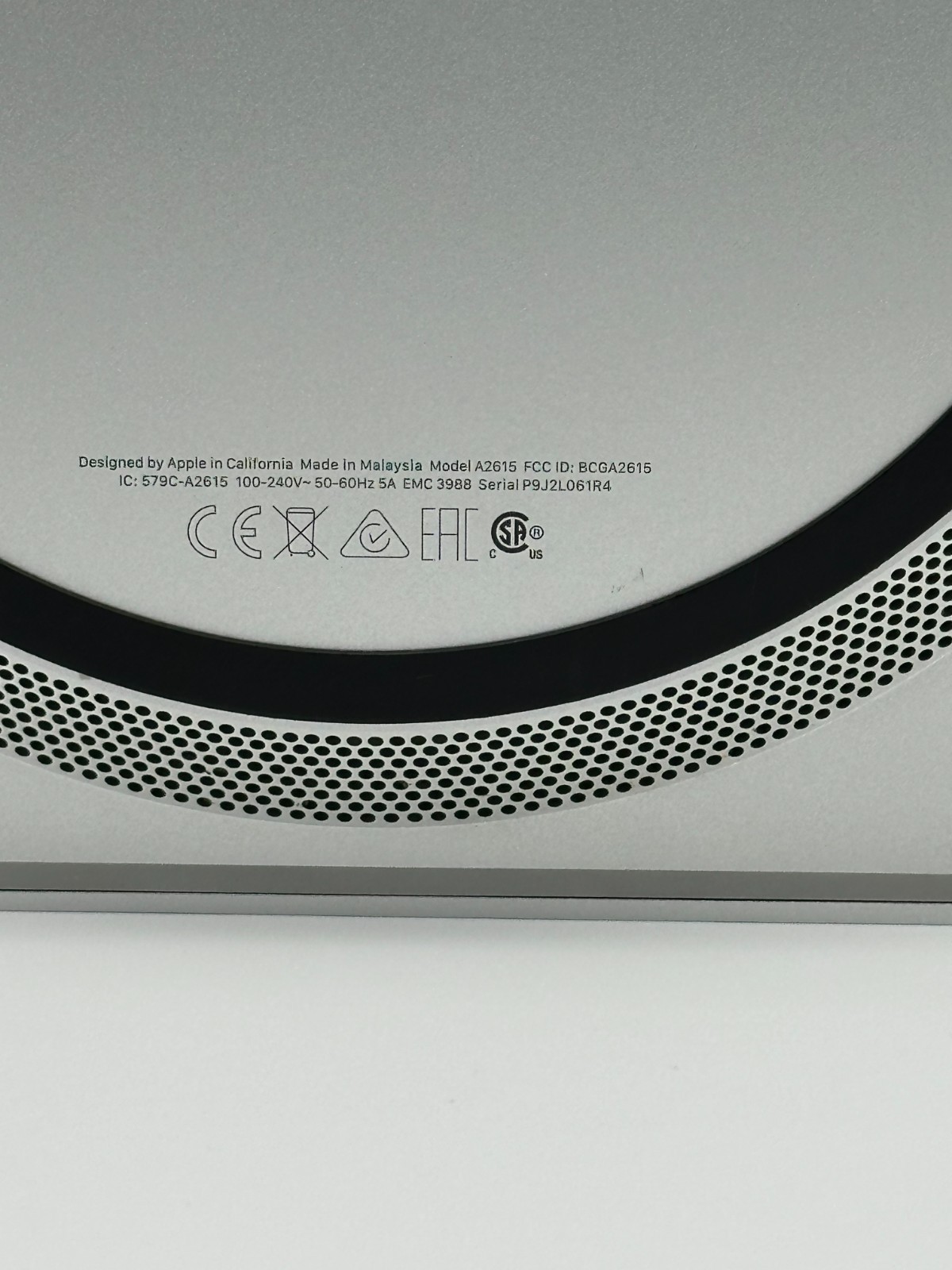 2022 Apple Mac Studio M1 Max Chip 32GB 512GB SSD 24-Core GPU Silver MJMV3LL/A