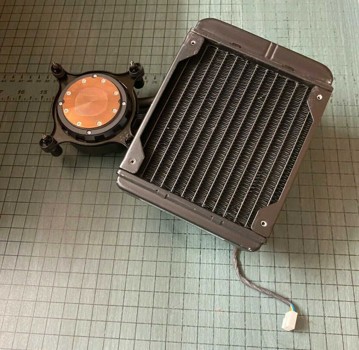 Genuine Dell Alienware Aurora R8 R9 R10 R11 R12 Liquid CPU Cooler MH0HN 0MH0HN